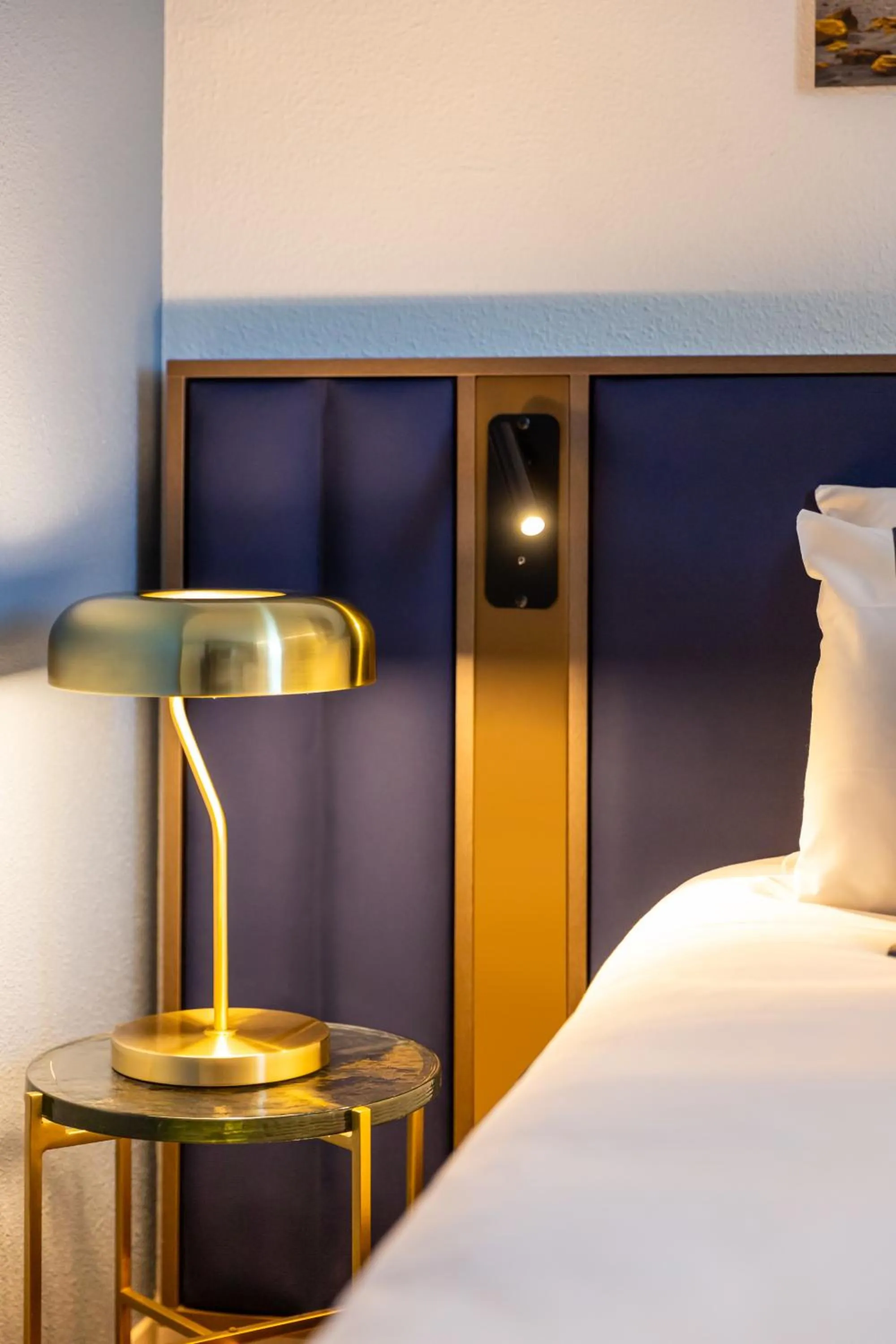 Bed in Mercure Toulouse Aeroport Blagnac