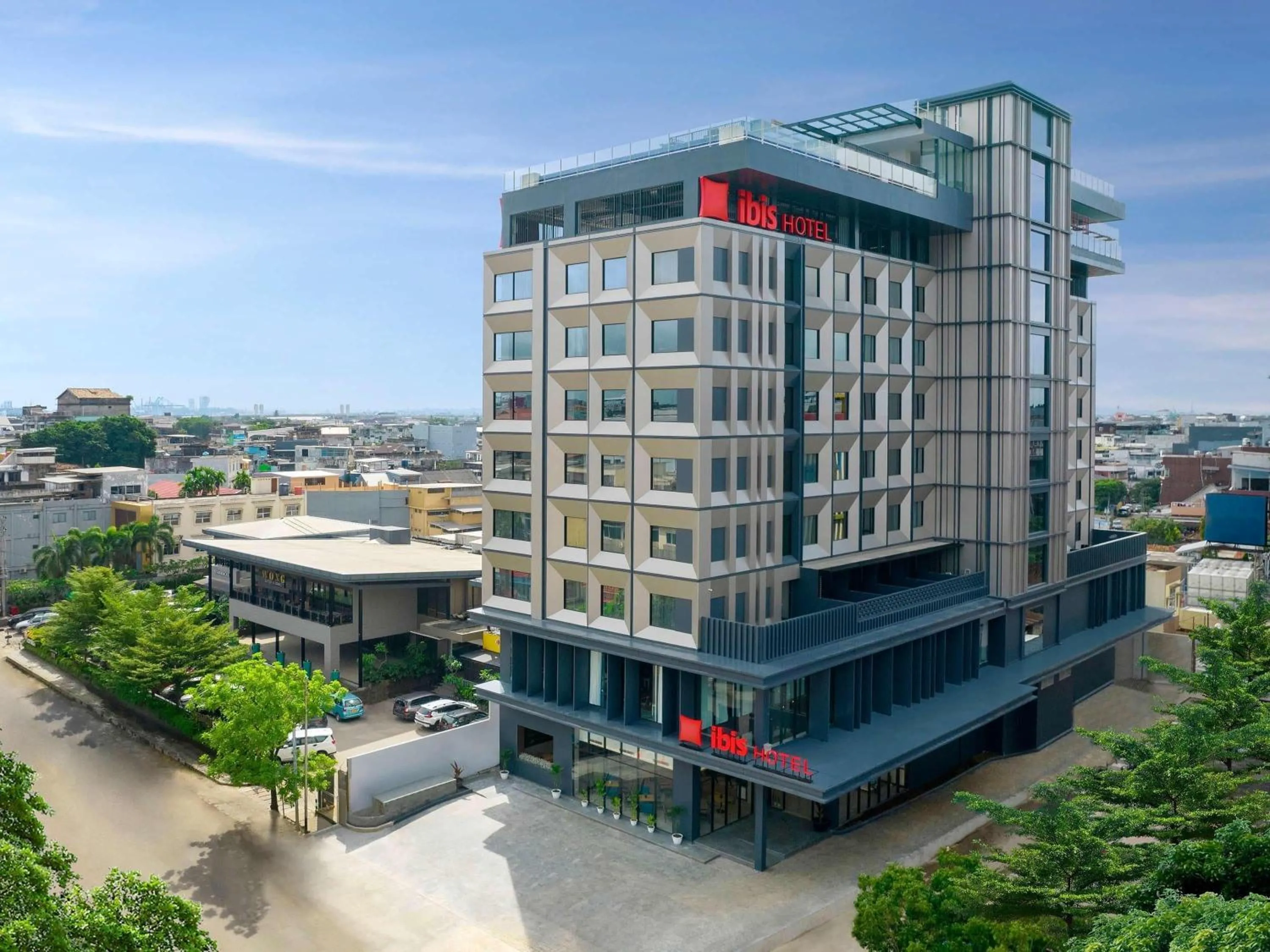 Property building in ibis Palembang Sanggar