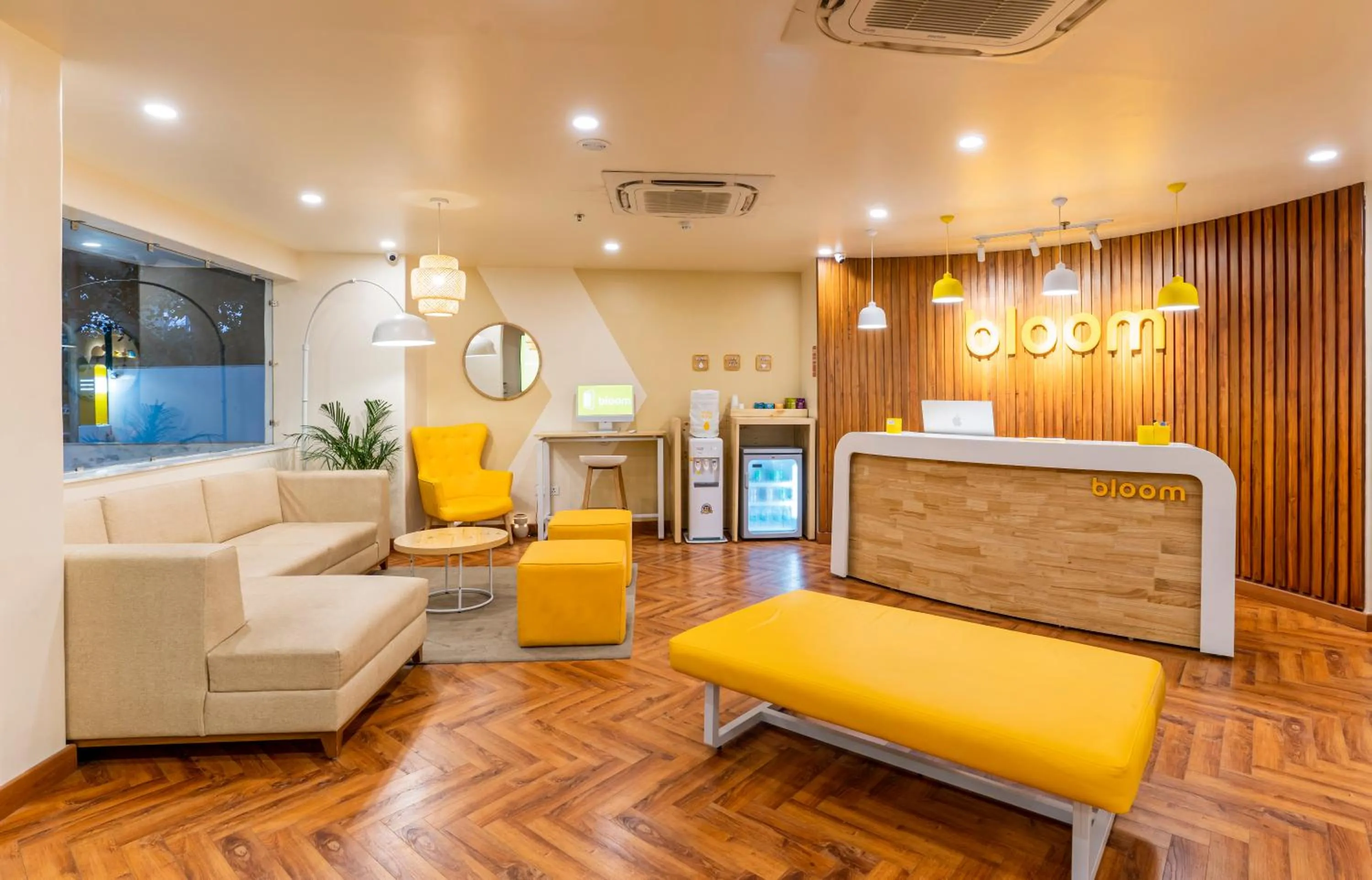 Lobby or reception in Bloom Hotel - Sector 19