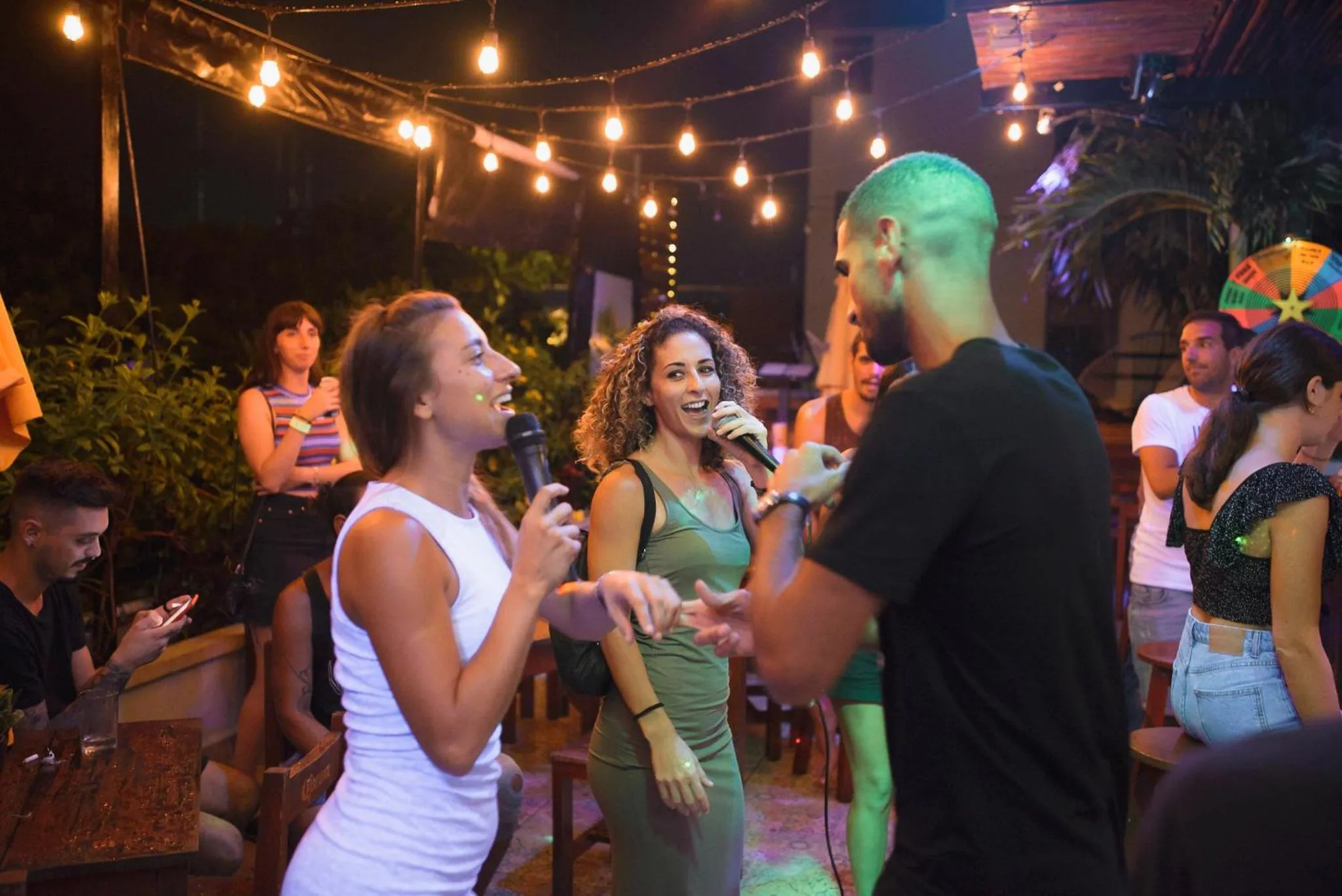 Karaoke in Che Playa Hostel & Bar Adults Only