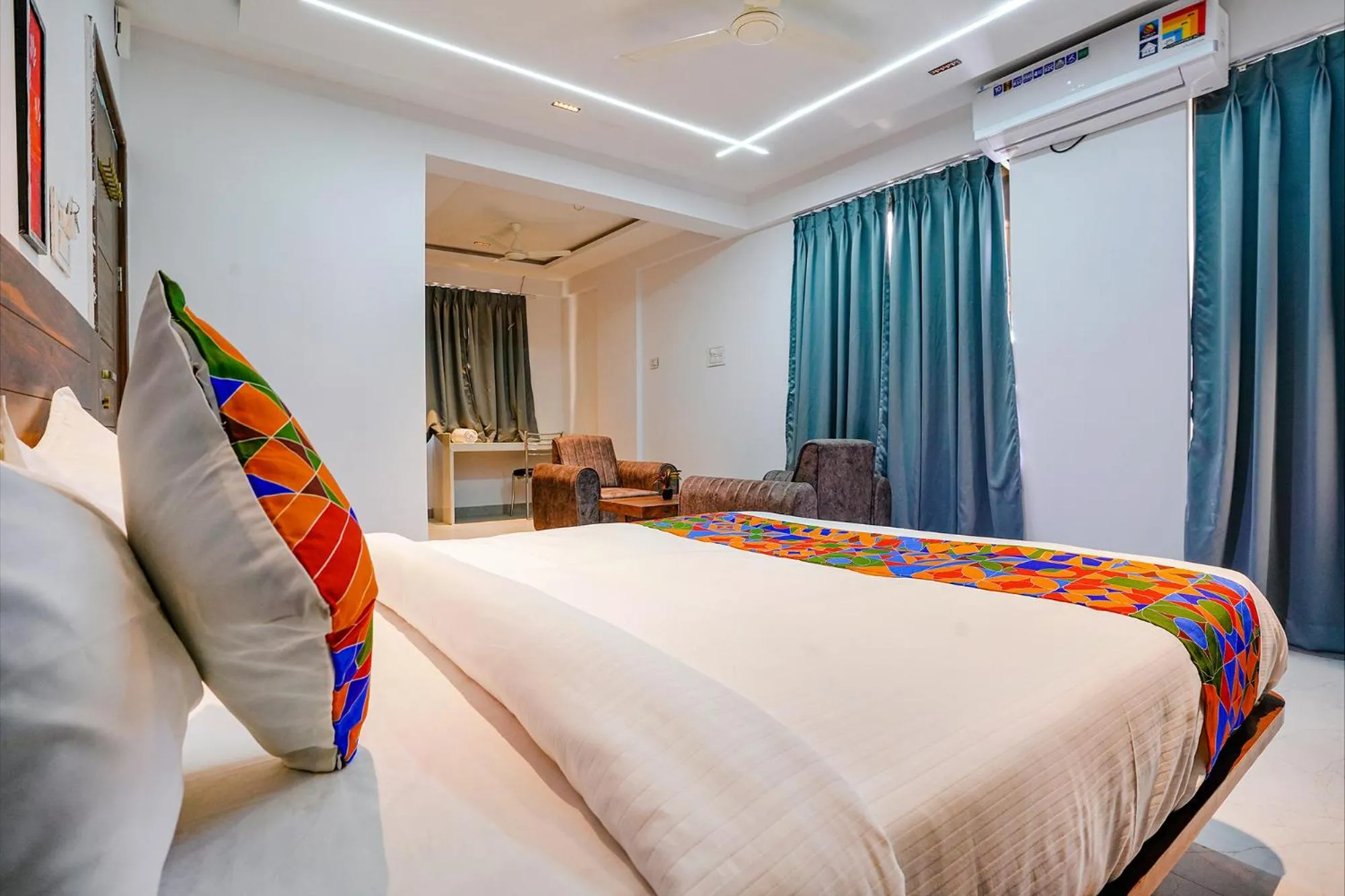 Living room, Bed in Via Crystal Inn - Nr Suvarndeep Chowk