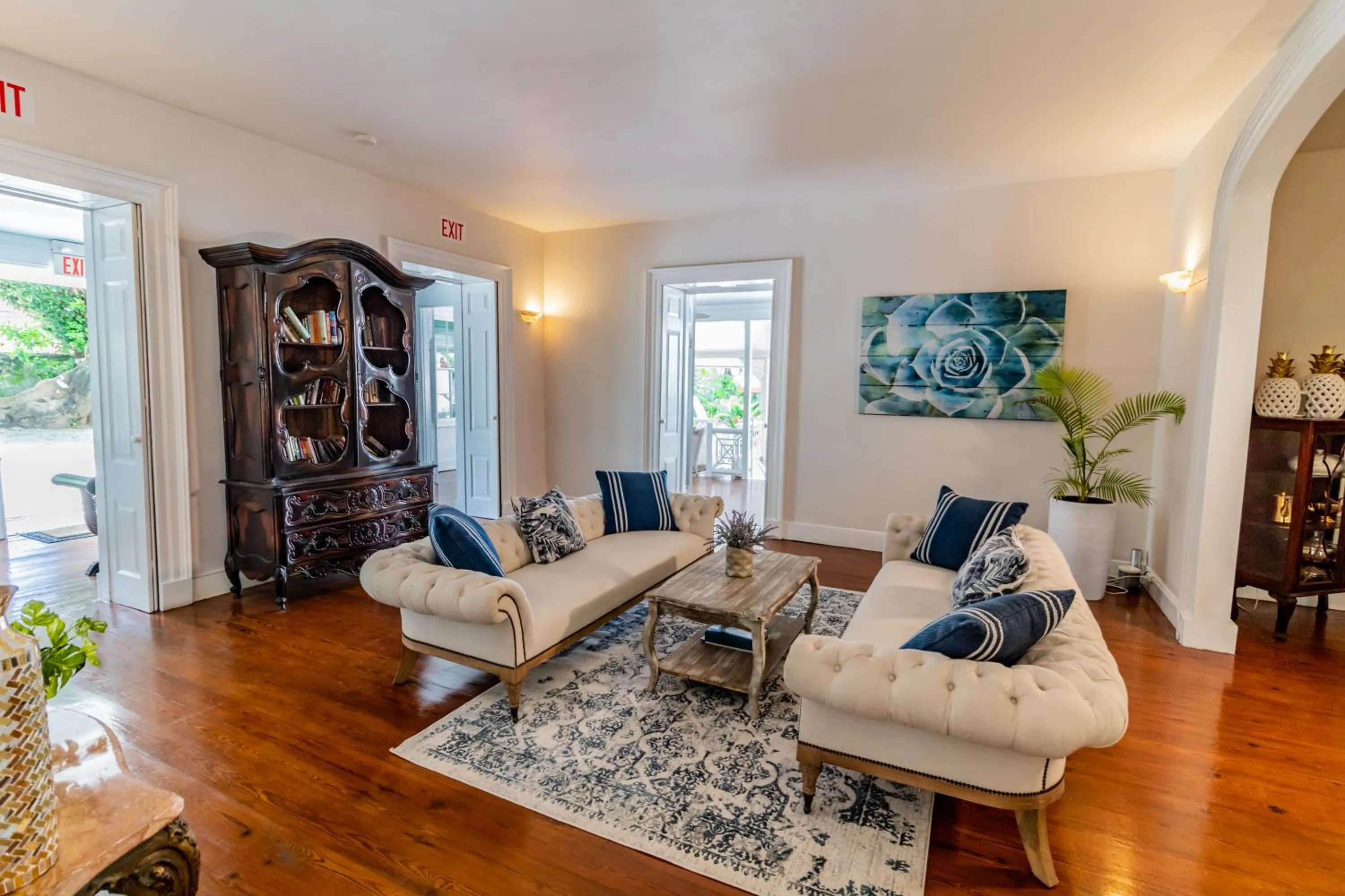 Library in Sweetfield Manor