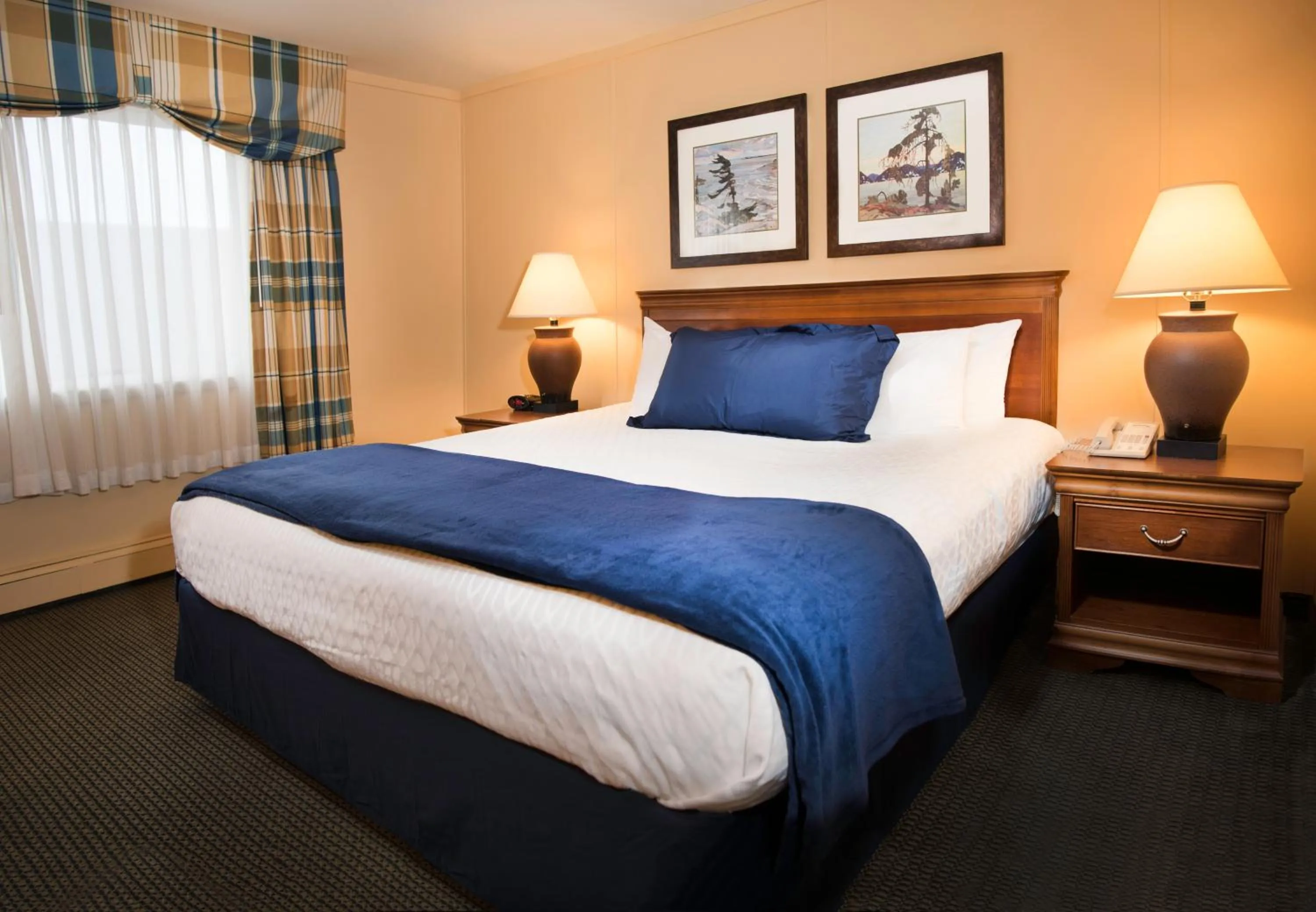 Bed in The Landing Hotel