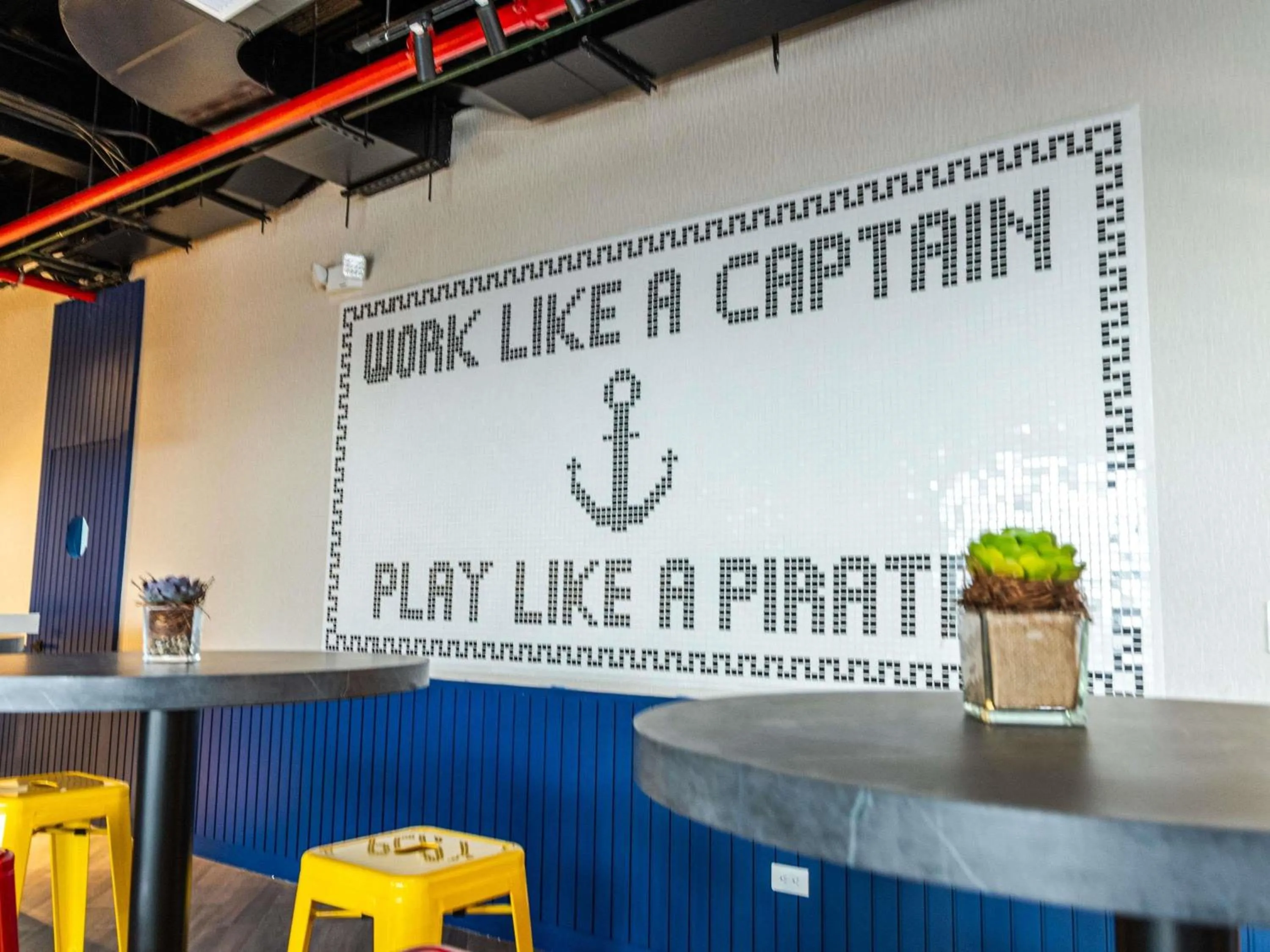 Lounge or bar in Ibis Styles El Malecon Guayaquil