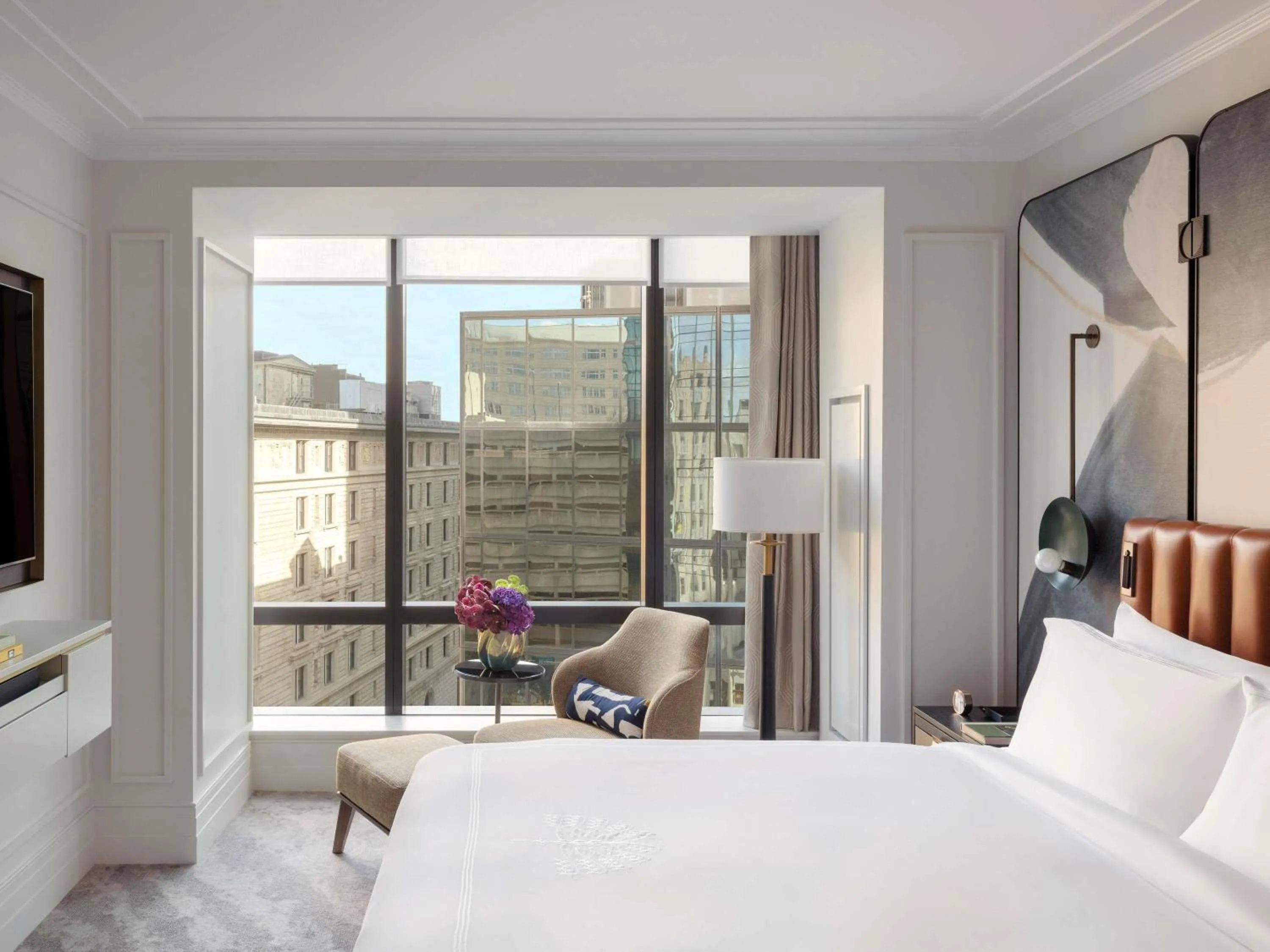 Bedroom, Bed in Raffles Boston