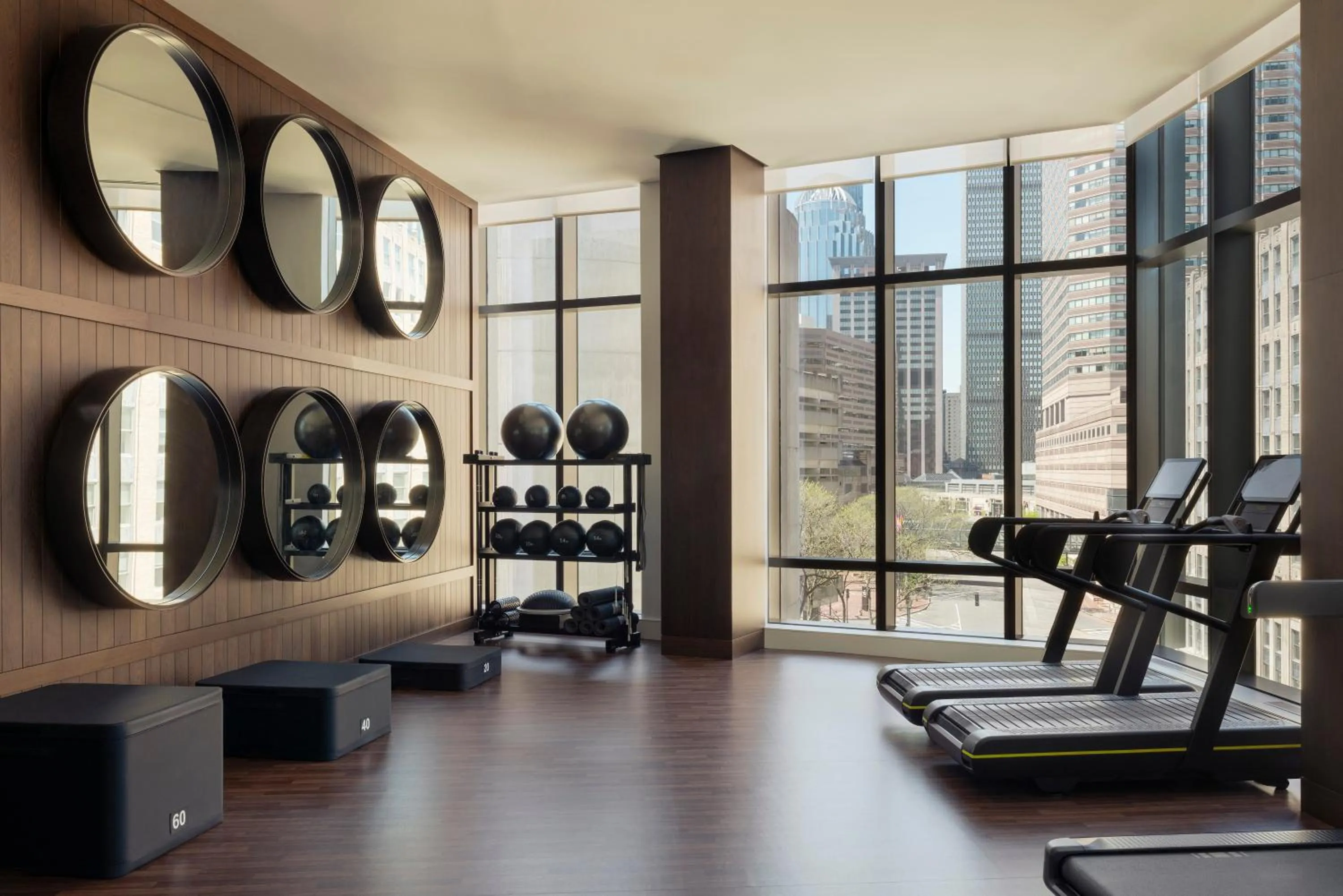 Fitness centre/facilities in Raffles Boston