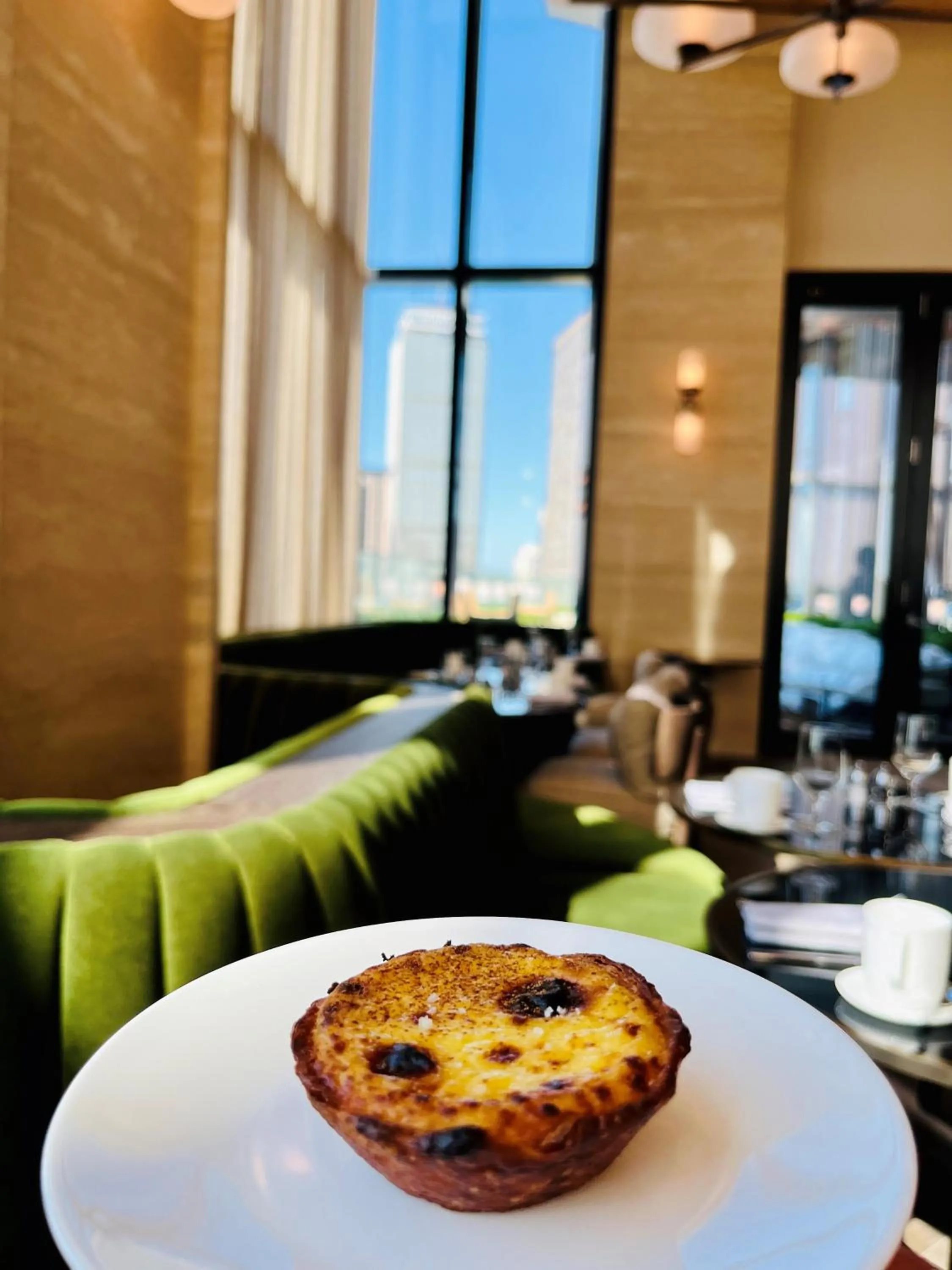 Restaurant/places to eat in Raffles Boston