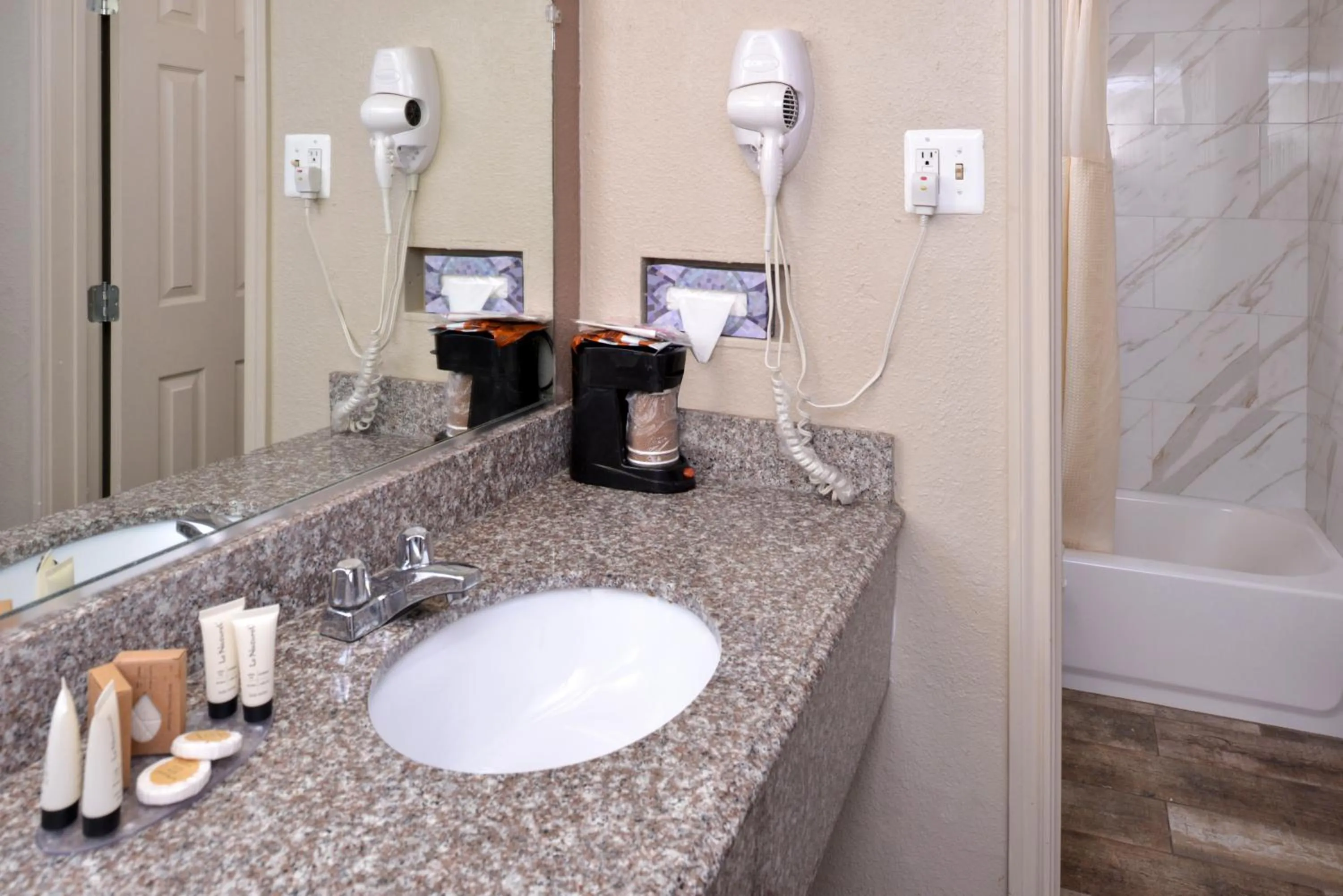 Bathroom in Airport Inn