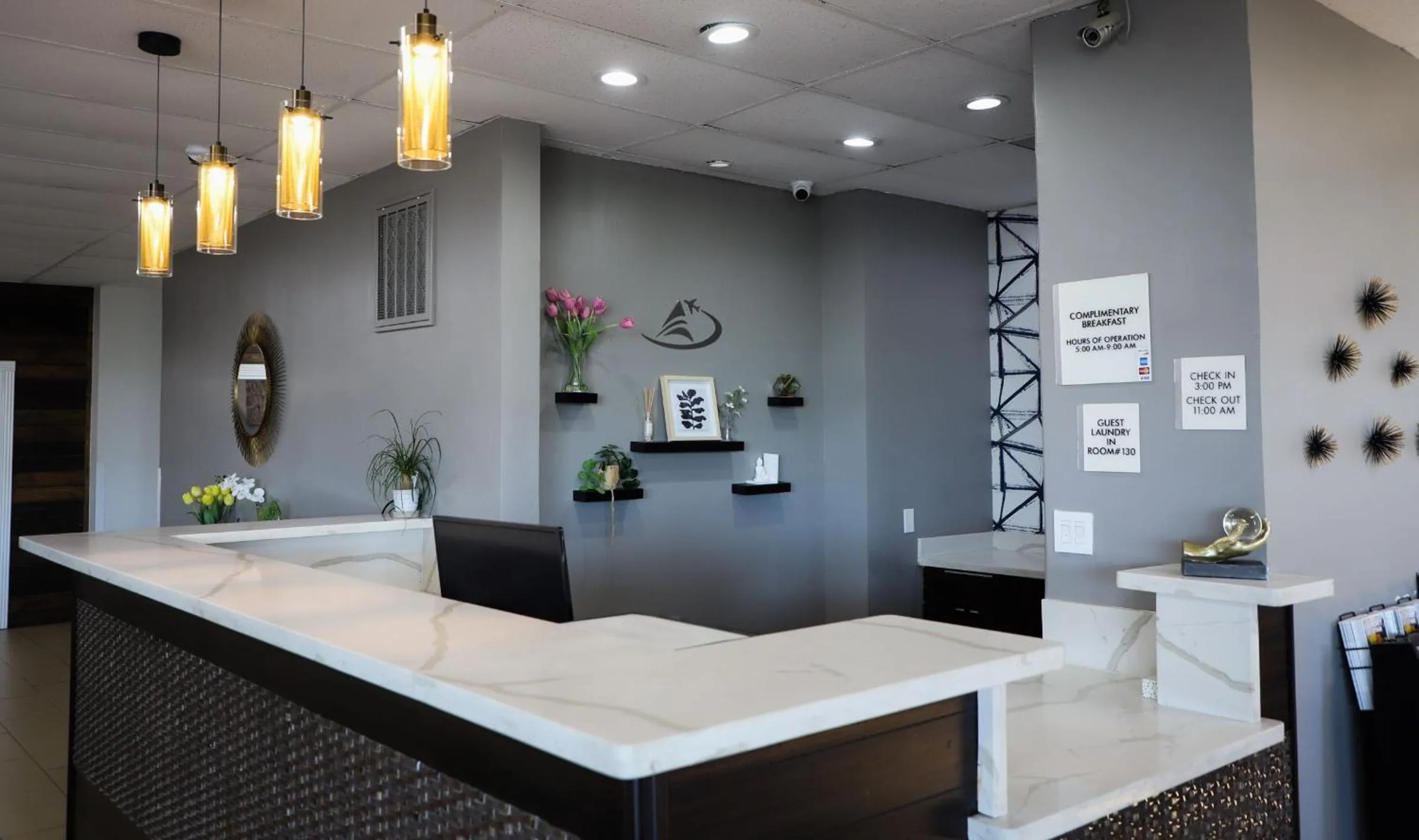 Lobby or reception in Airport Inn