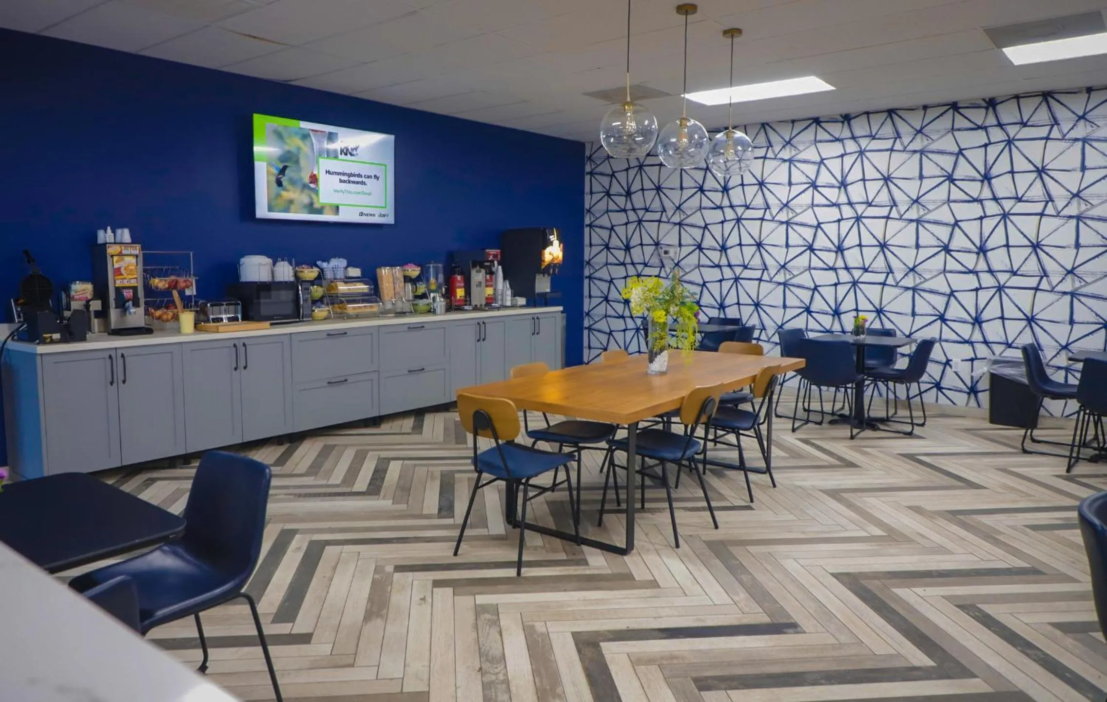 Breakfast in Airport Inn