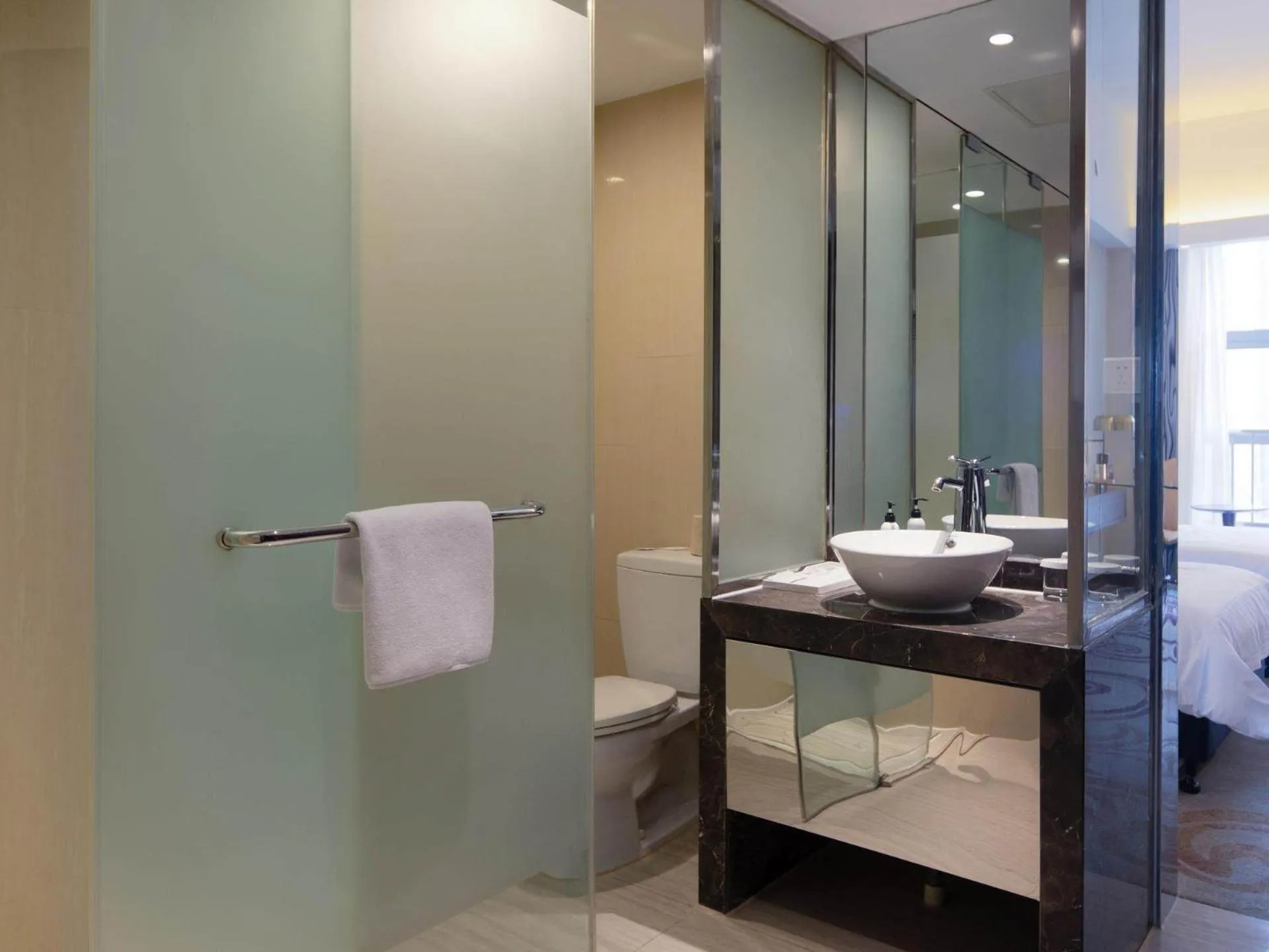 Metropolo Hotel Zhenjia Wanda Plaza Railway Station