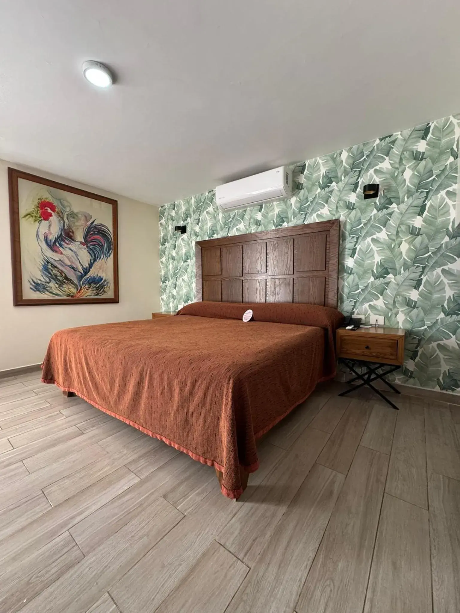 Deluxe Queen Suite in Hotel Isabel Deluxe Queen Suite in Hotel Isabel