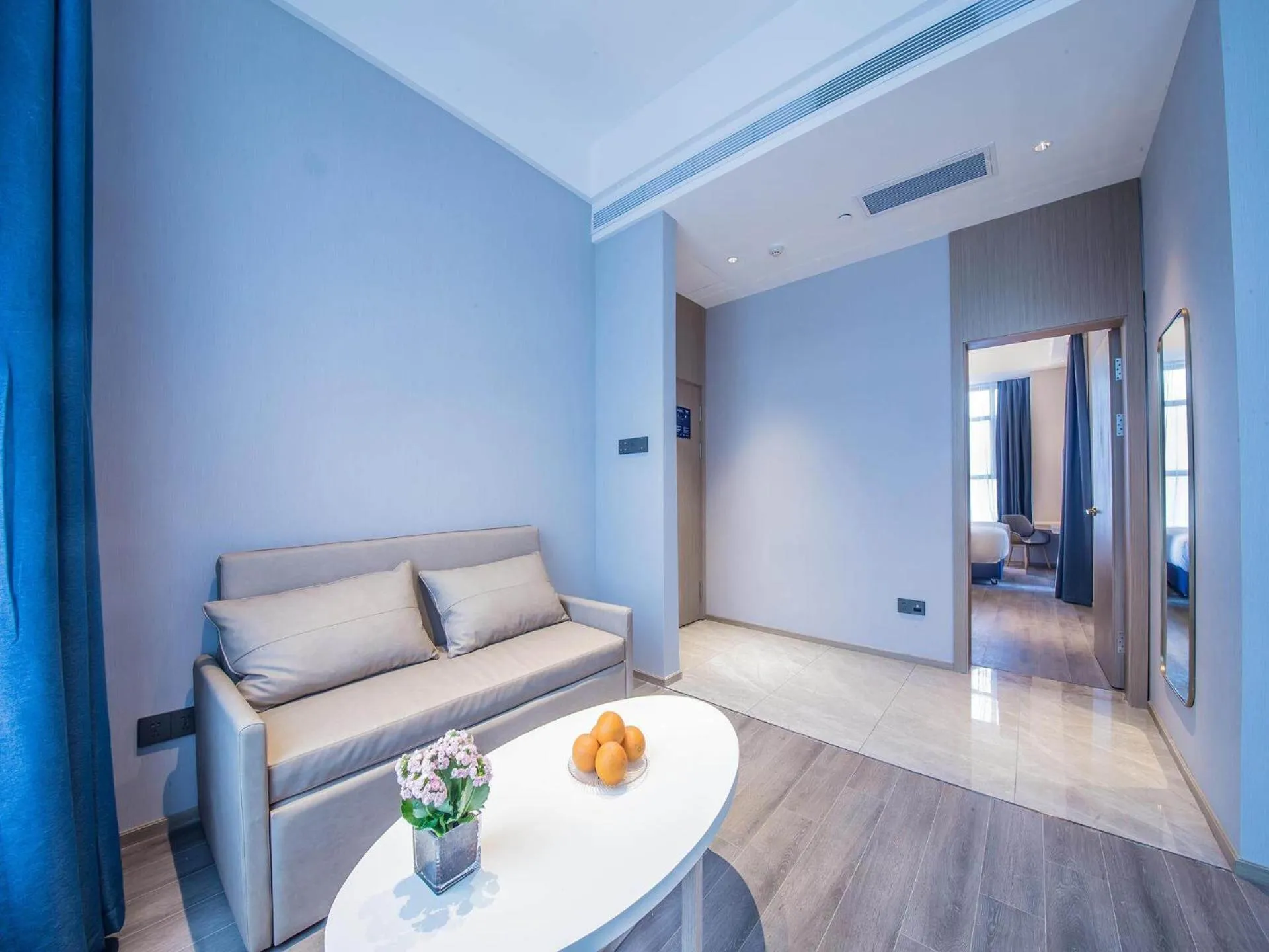 Bed in Kyriad Marvelous Hotel Qinhuangdao Nandaihe