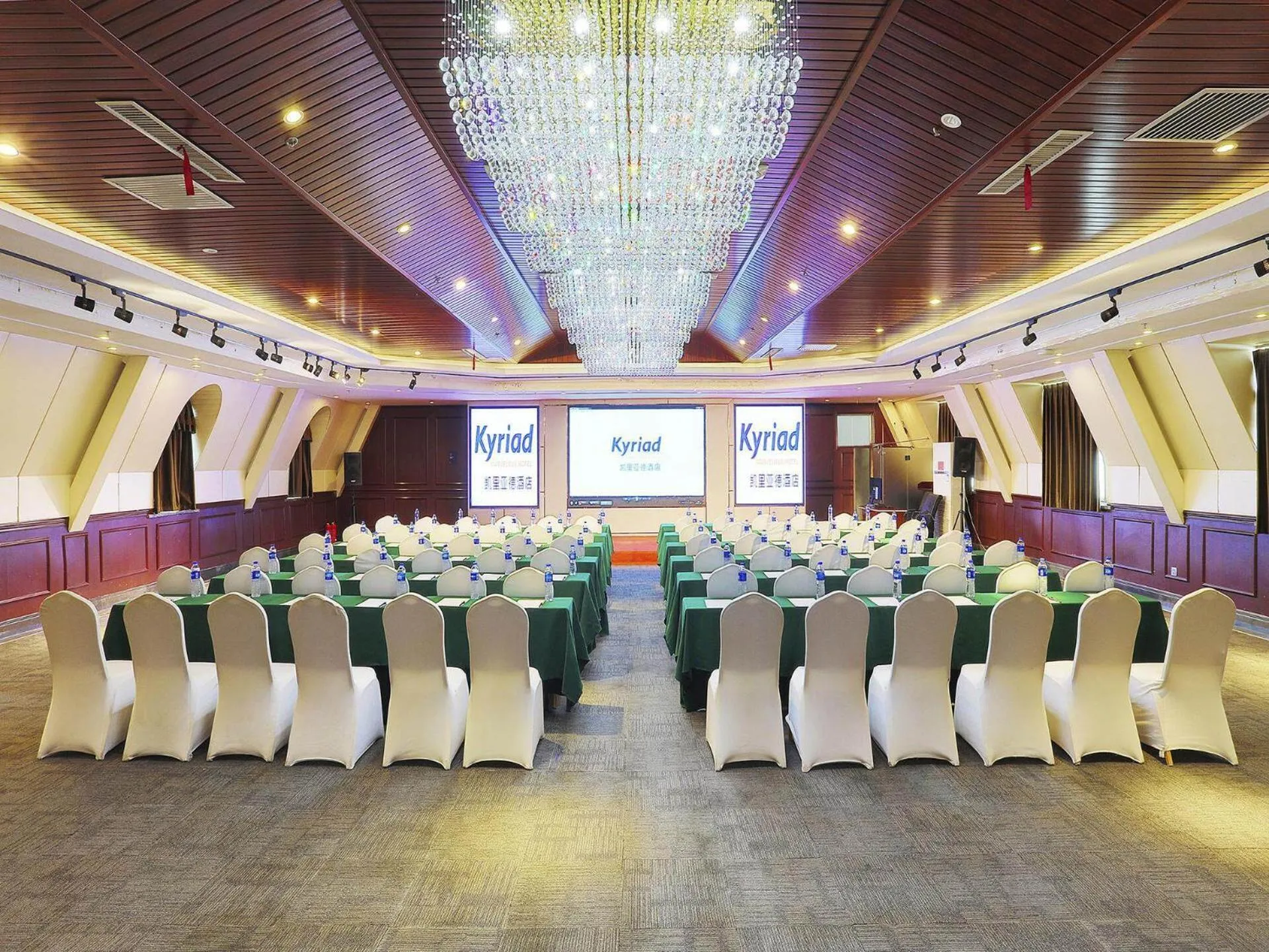 Kyriad Marvelous Hotel Harbin Railway Station Central Avenue