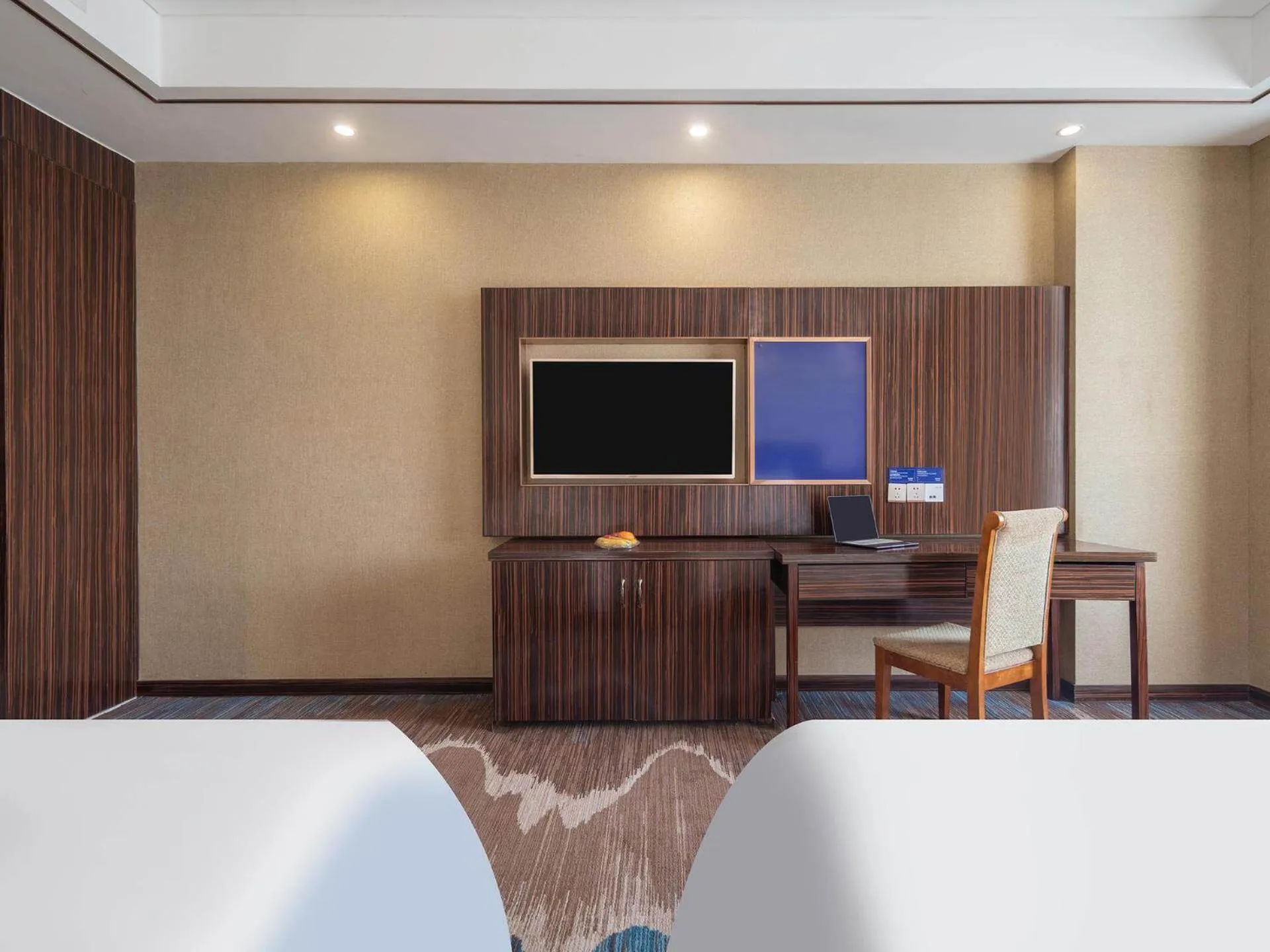 Kyriad Marvelous Hotel Weihai Railway Station