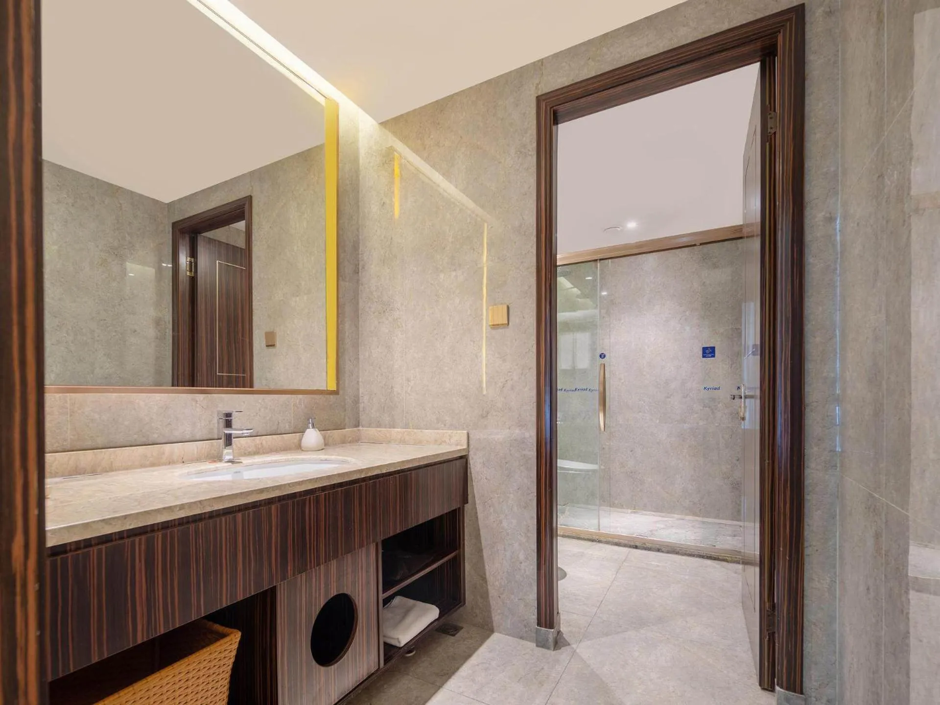 Kyriad Marvelous Hotel Weihai Railway Station