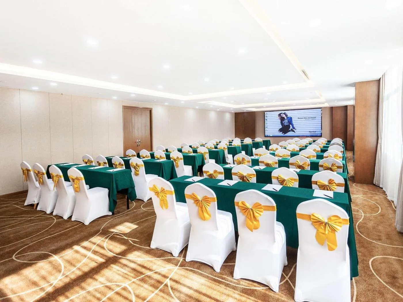 Kyriad Marvelous Hotel Weihai Railway Station