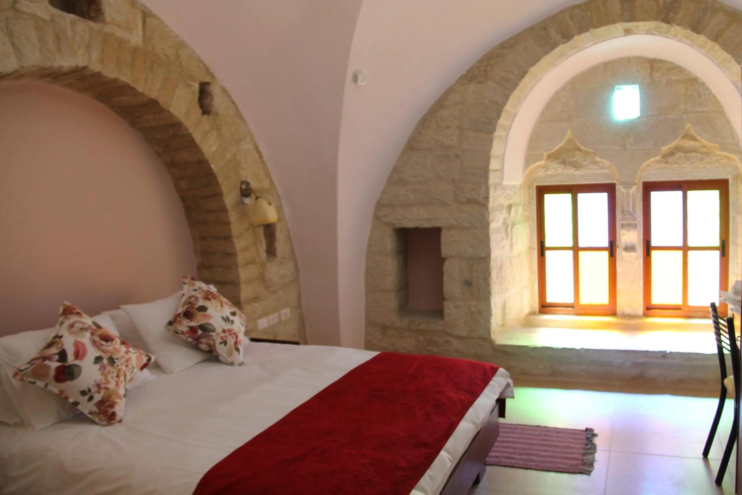 Photo of the whole room, Bed in Dar Sitti Aziza