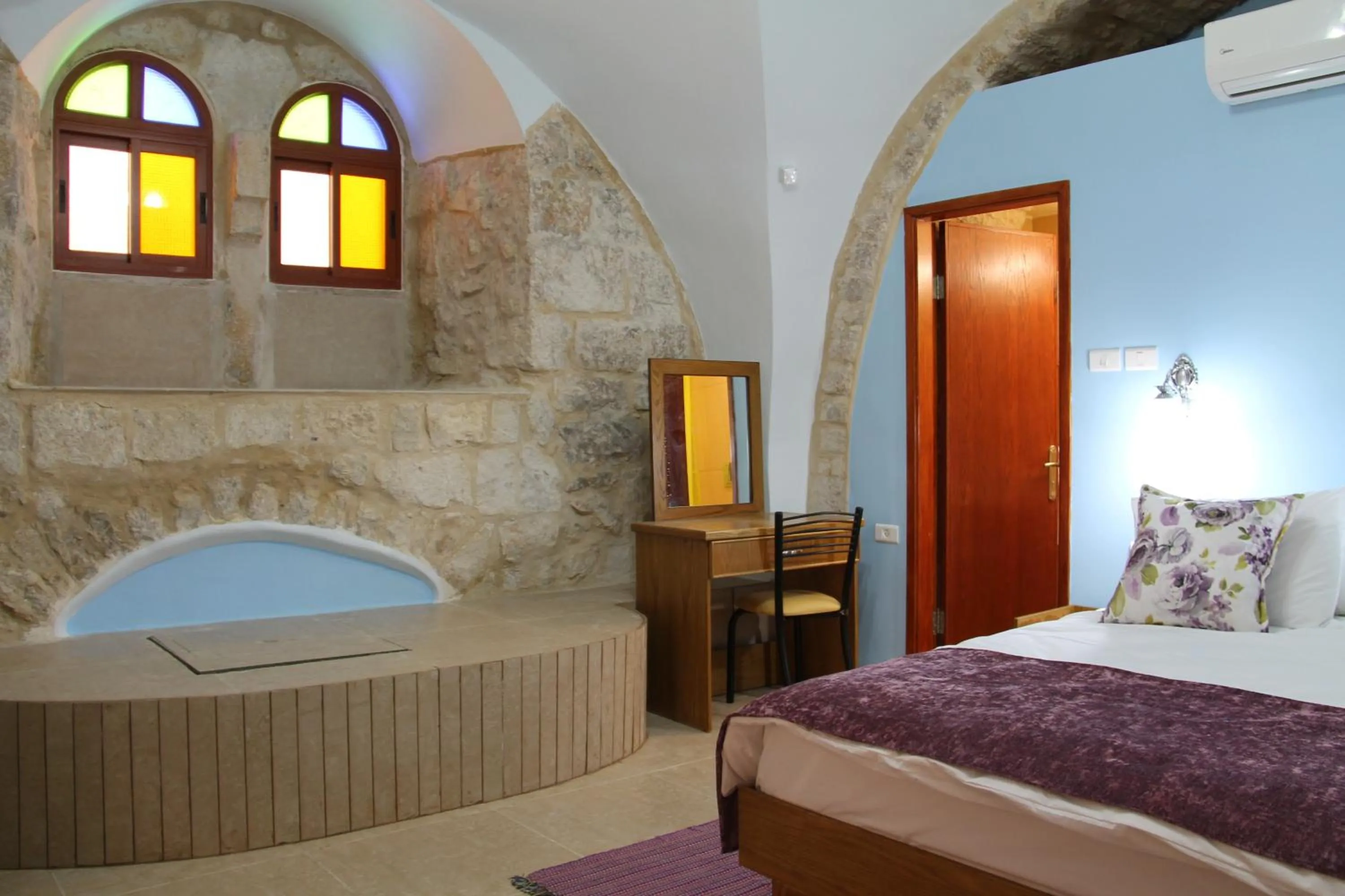 Bed in Dar Sitti Aziza