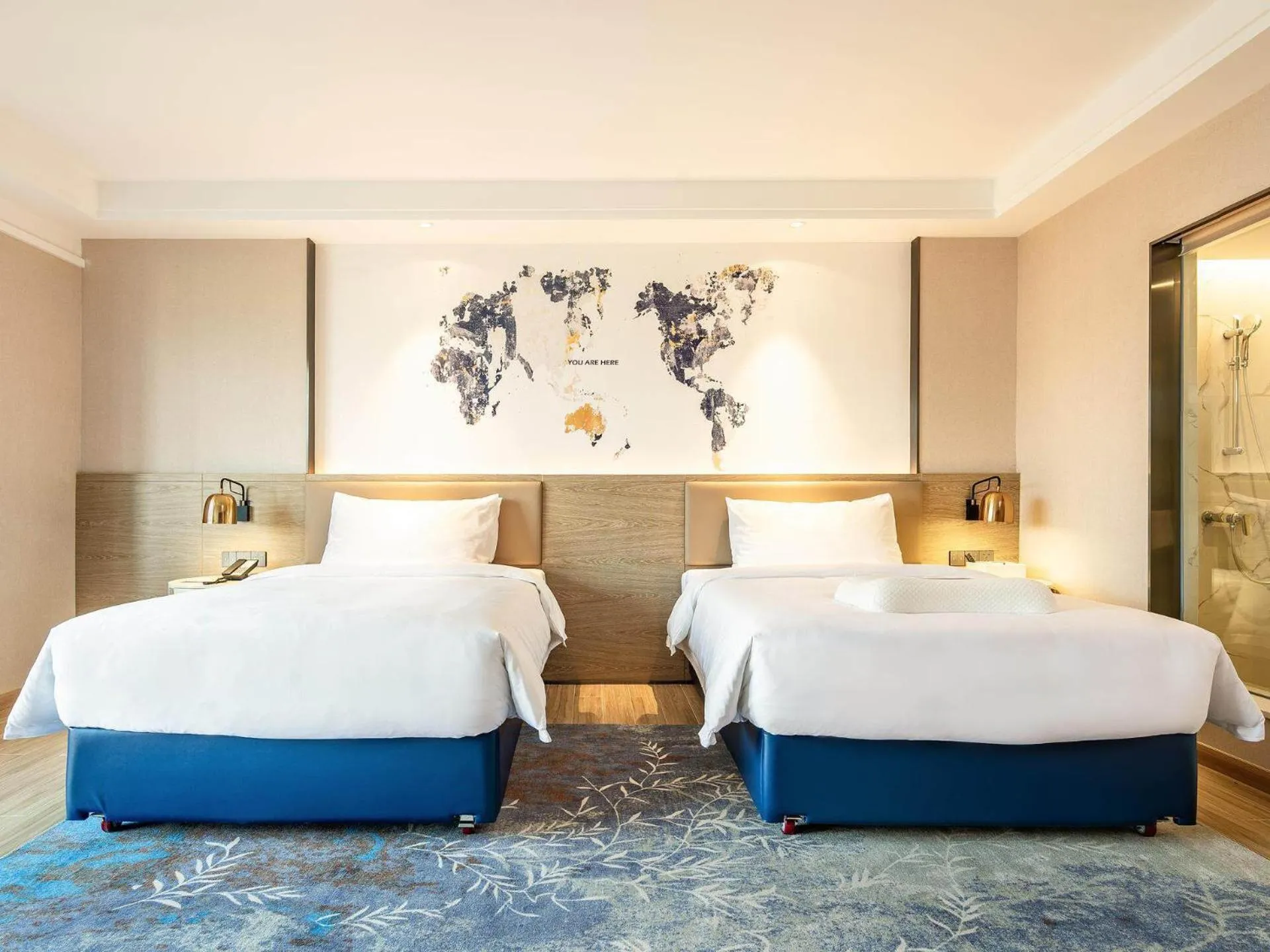 Bed in Kyriad Marvelous Hotel Shenzhen Linheng Plaza Liuyue Subway Station