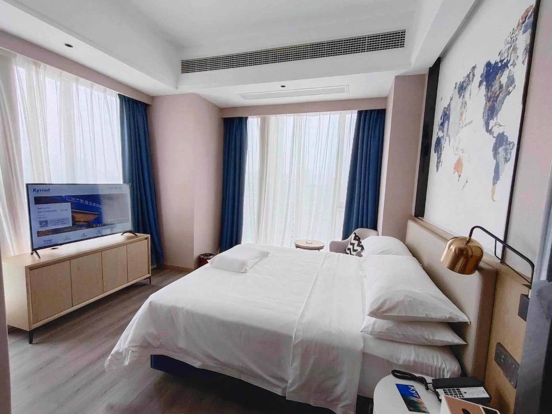 Bed in Kyriad Marvelous Hotel Ziyang North Railway Station