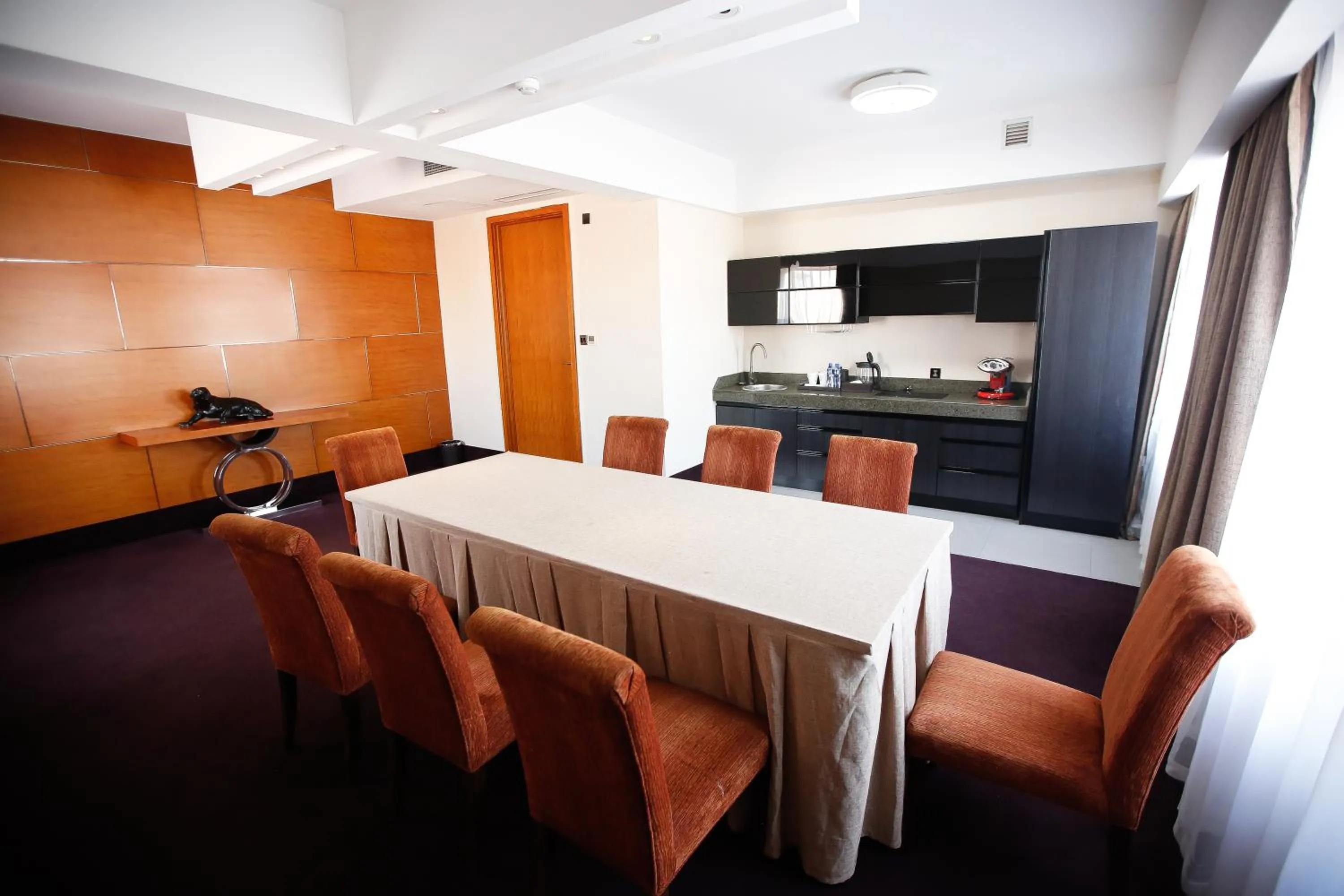 Kitchen or kitchenette in The Corporate Hotel and Convention Centre