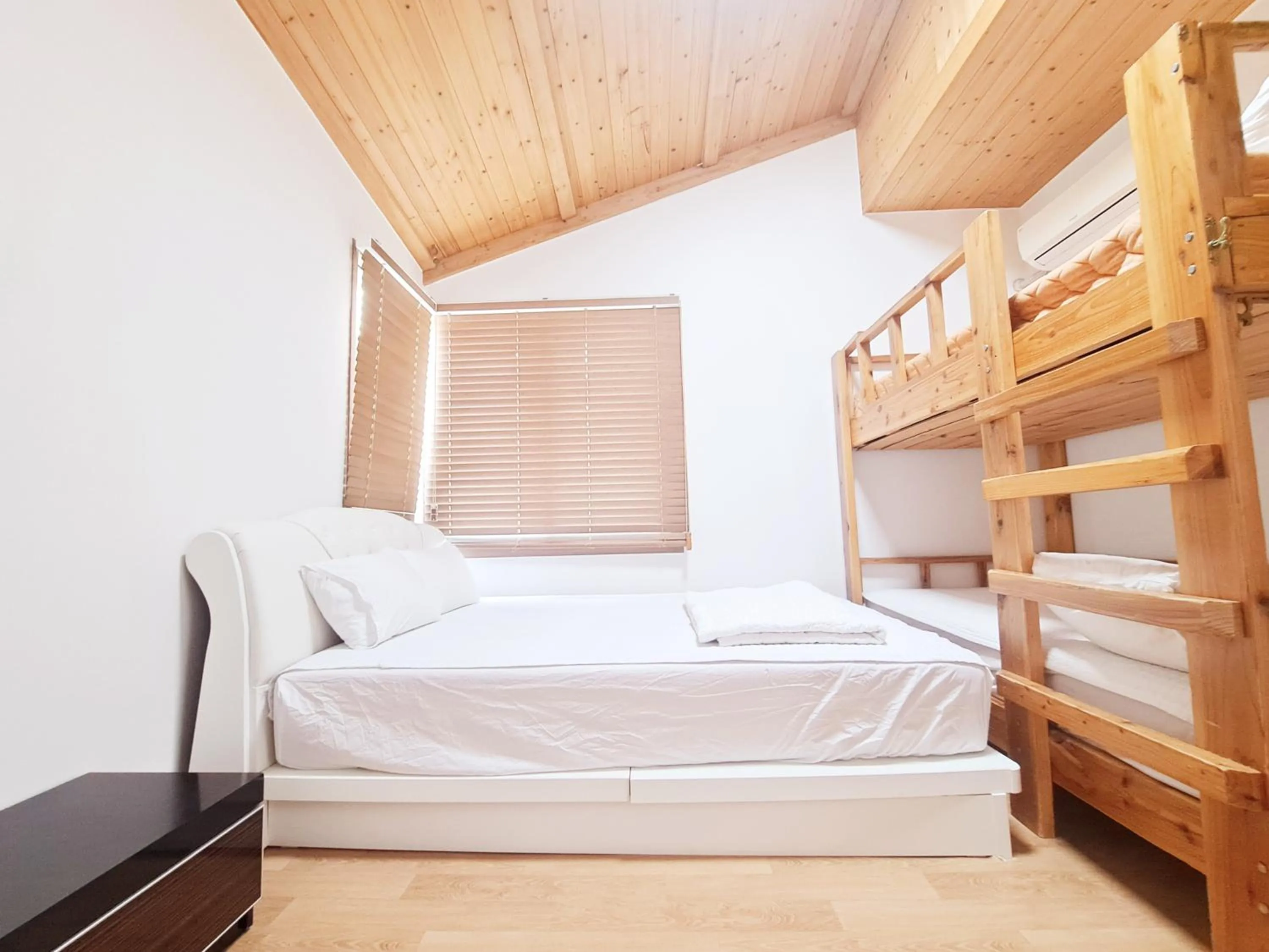 Bed in Jeju Gillime Pension