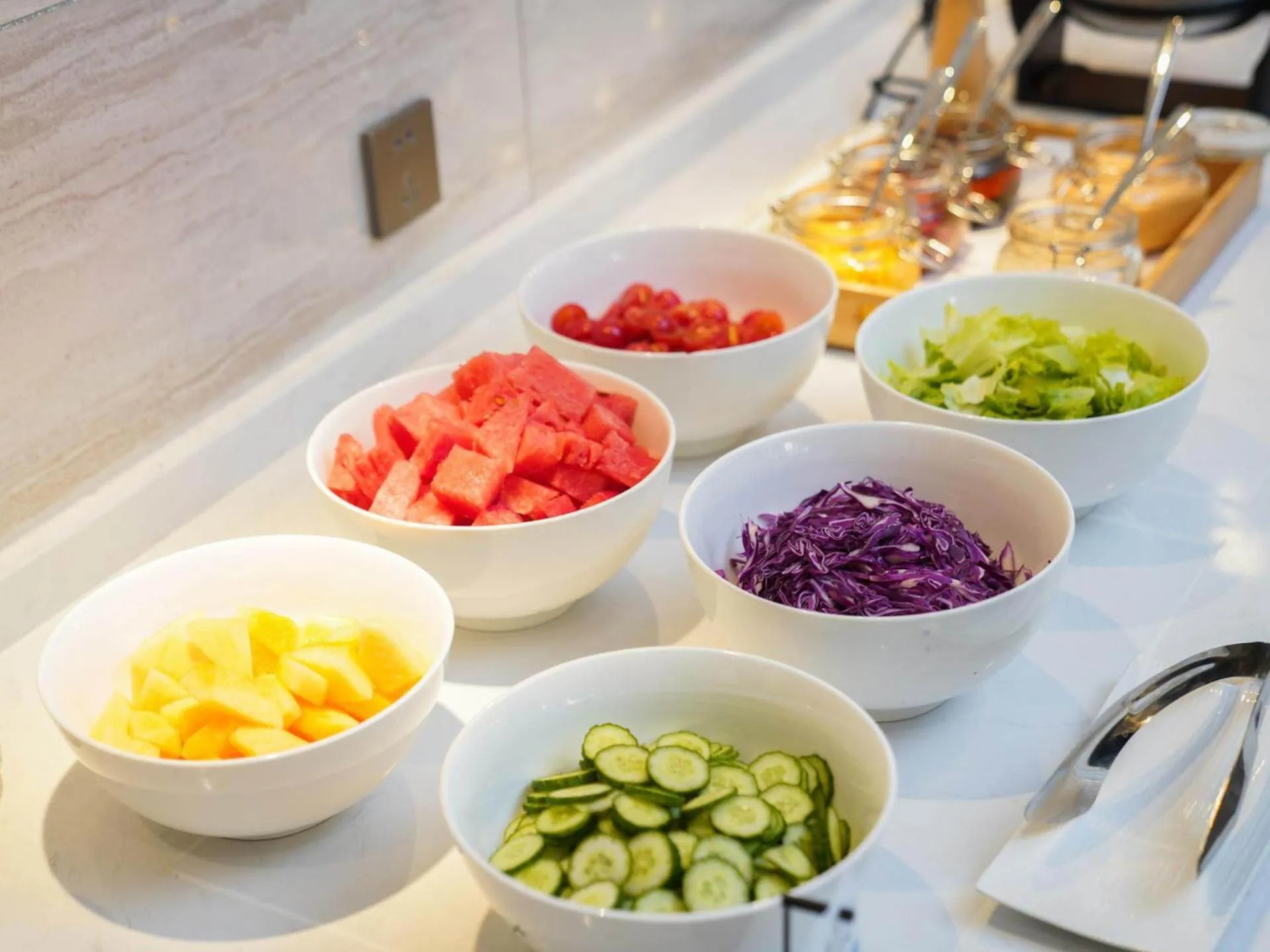 Kyriad Hotel Baoying Jinyuan Square High-speed Railway Station