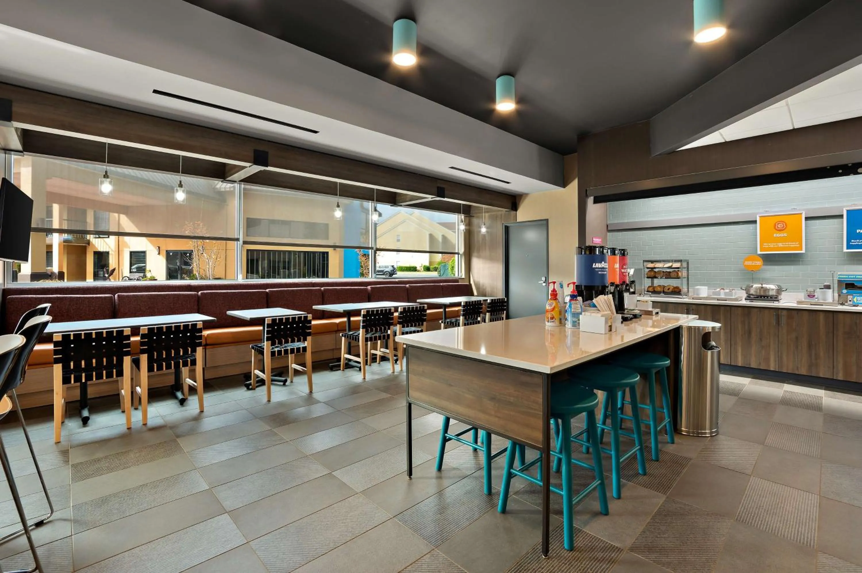 Breakfast in Tru By Hilton Santee