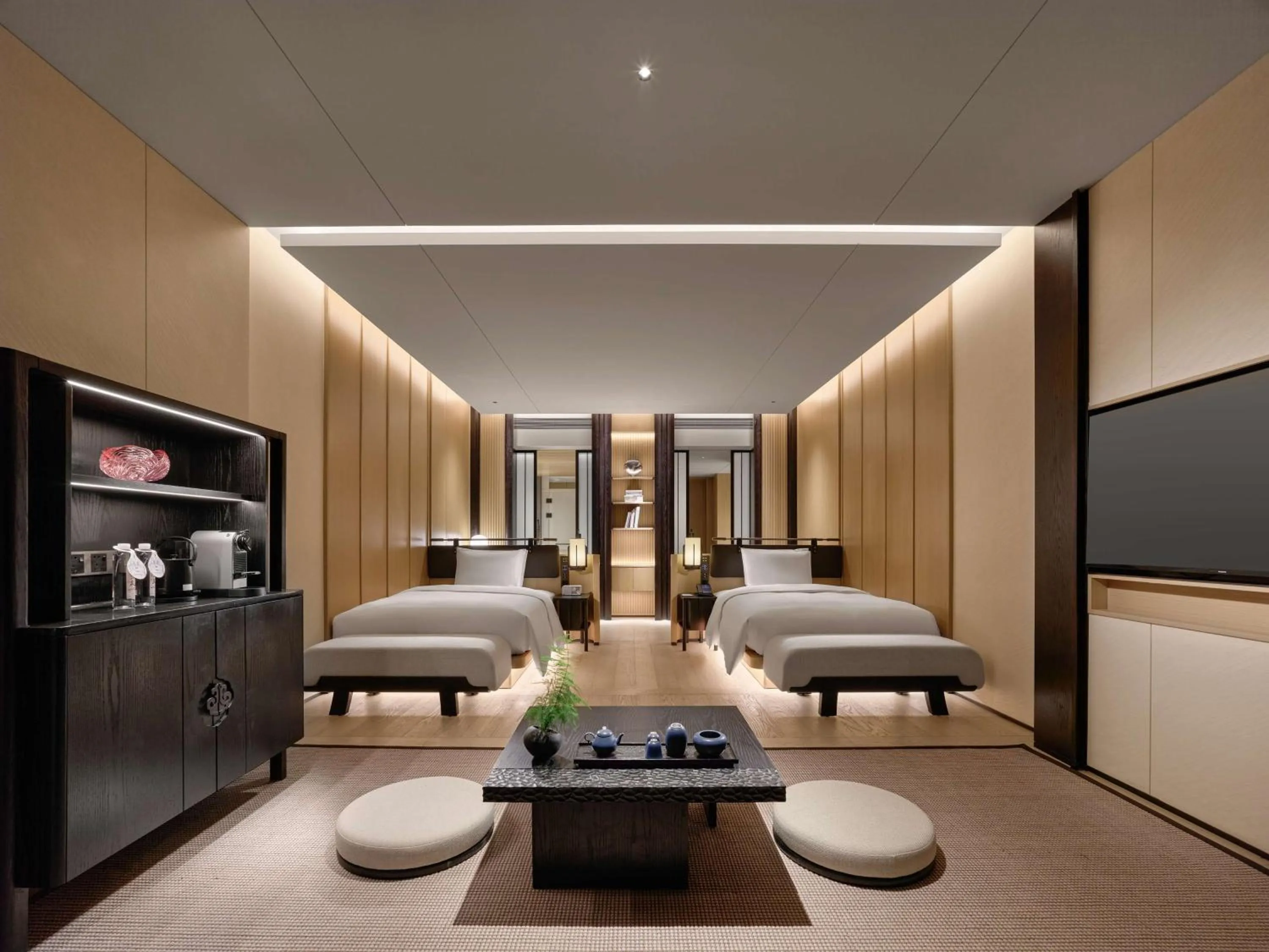 Bed in Hilton Nanjing Niushoushan