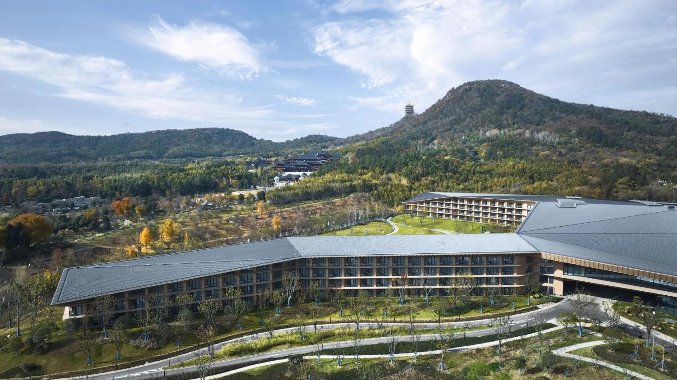 Property building in Hilton Nanjing Niushoushan