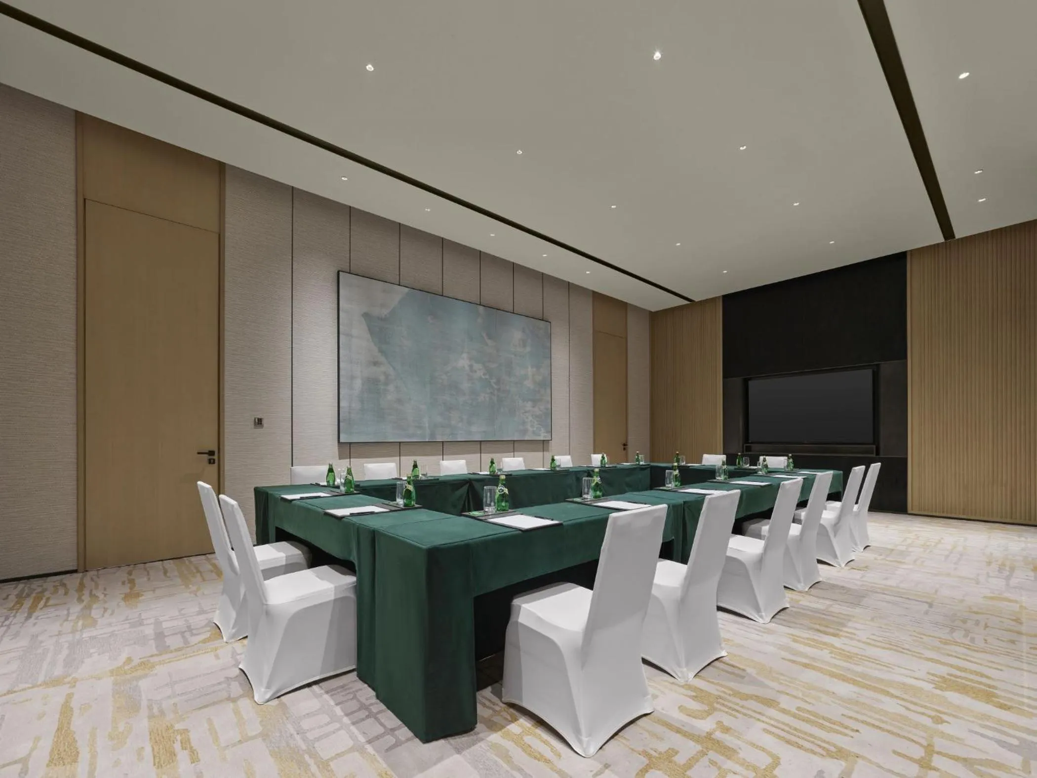 Meeting/conference room in Hilton Nanjing Niushoushan