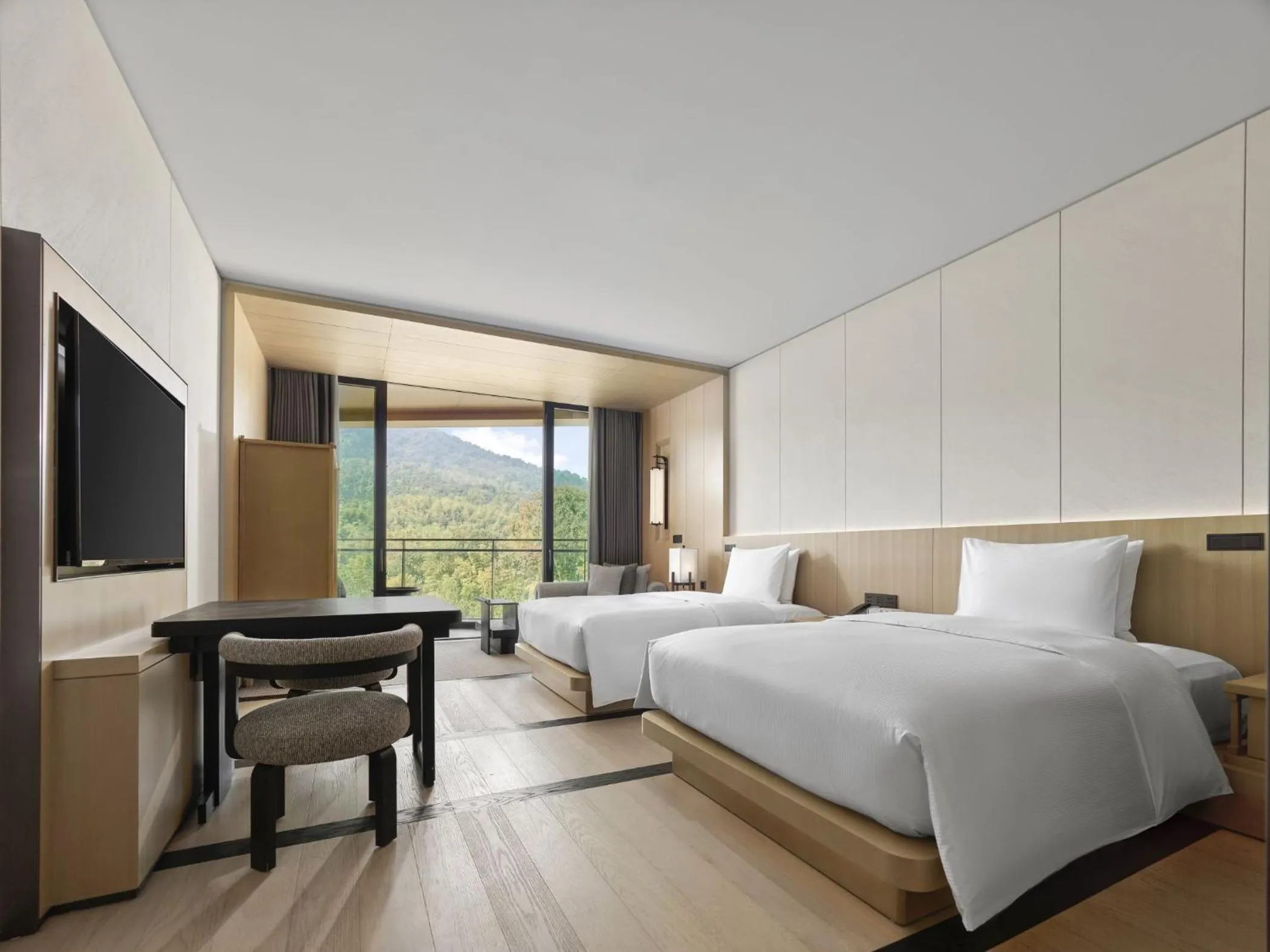 Bedroom, Bed in Hilton Nanjing Niushoushan