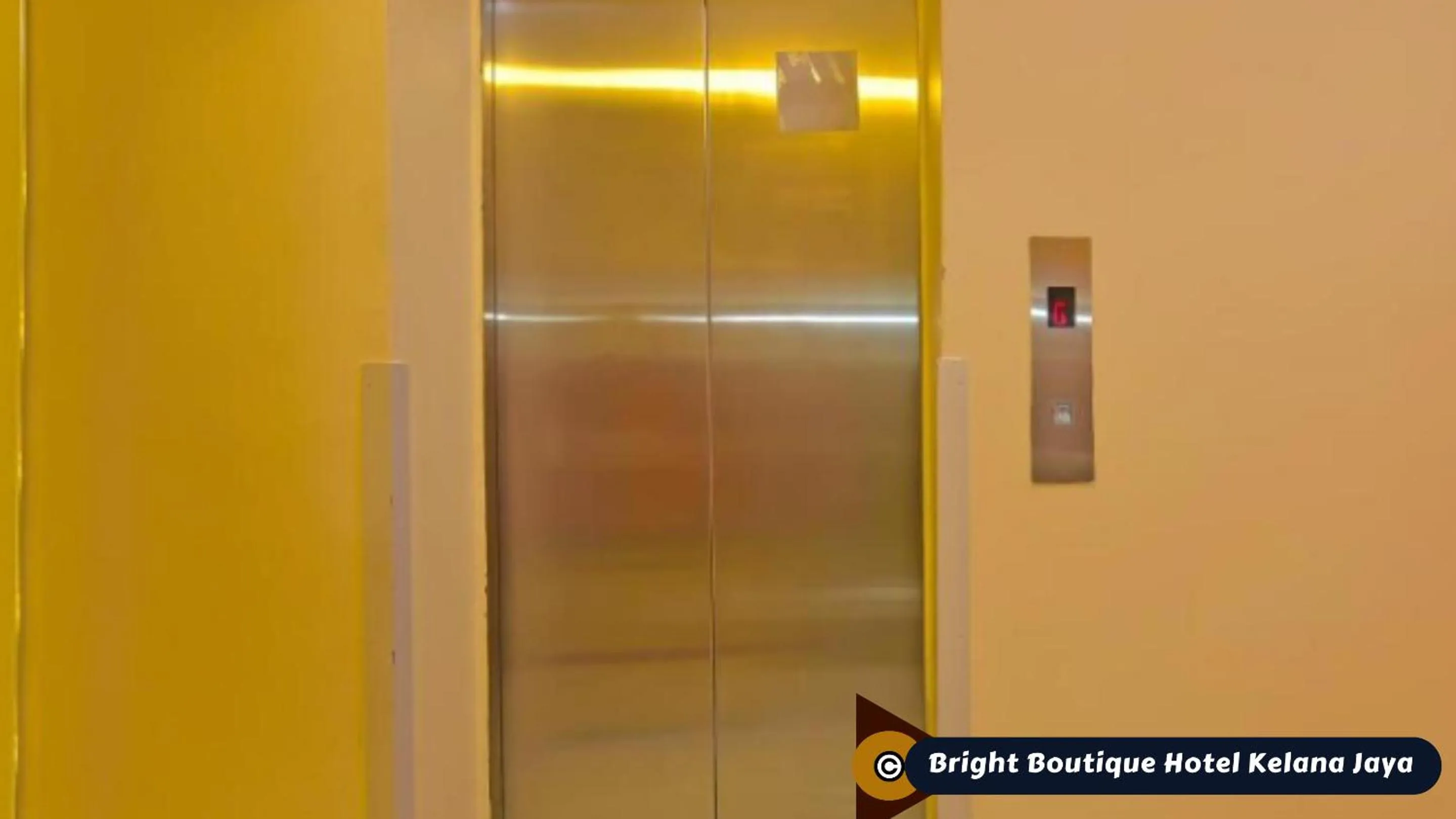 elevator in Bright Boutique Hotel Kelana Jaya