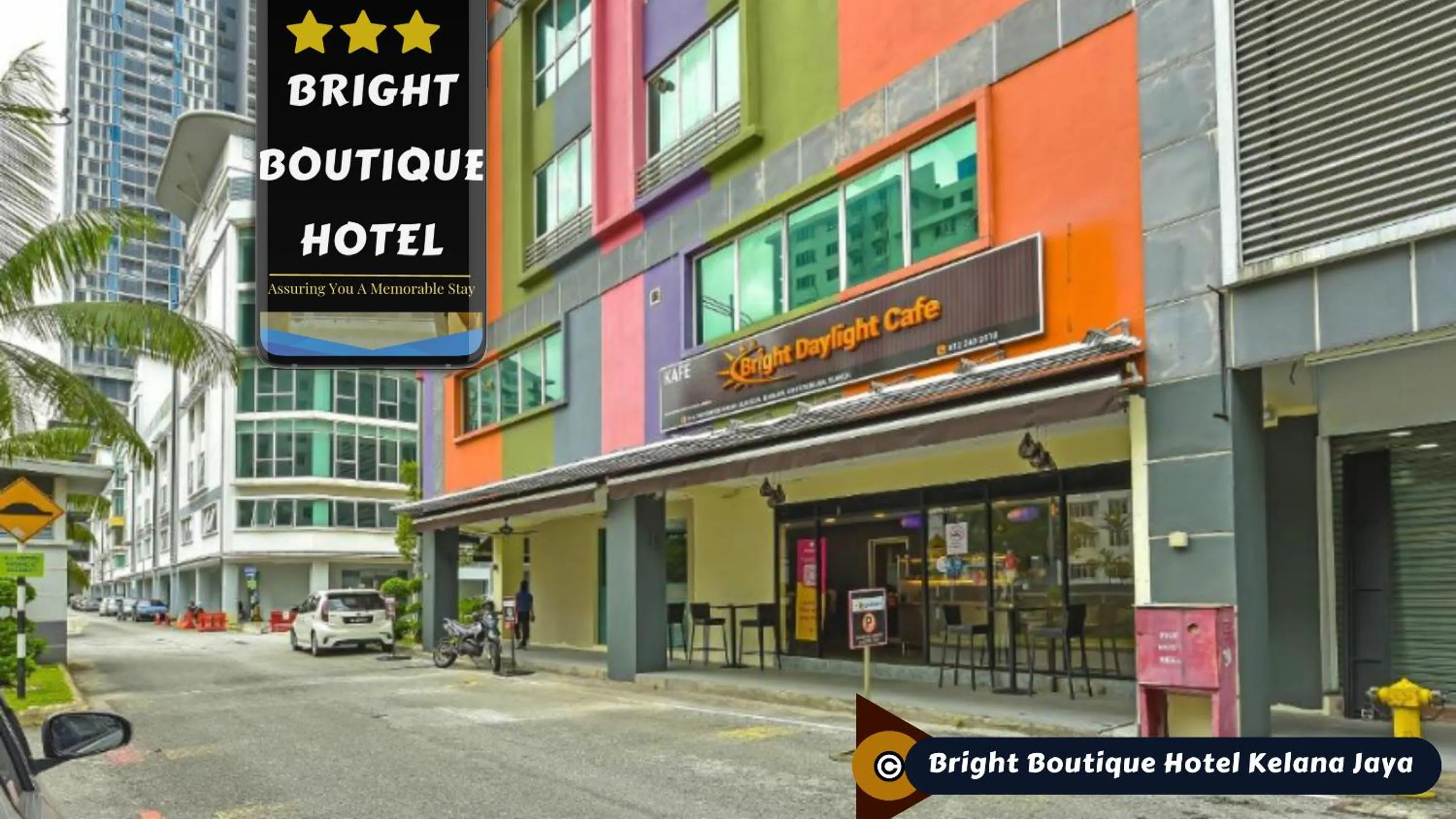 Restaurant/places to eat in Bright Boutique Hotel Kelana Jaya