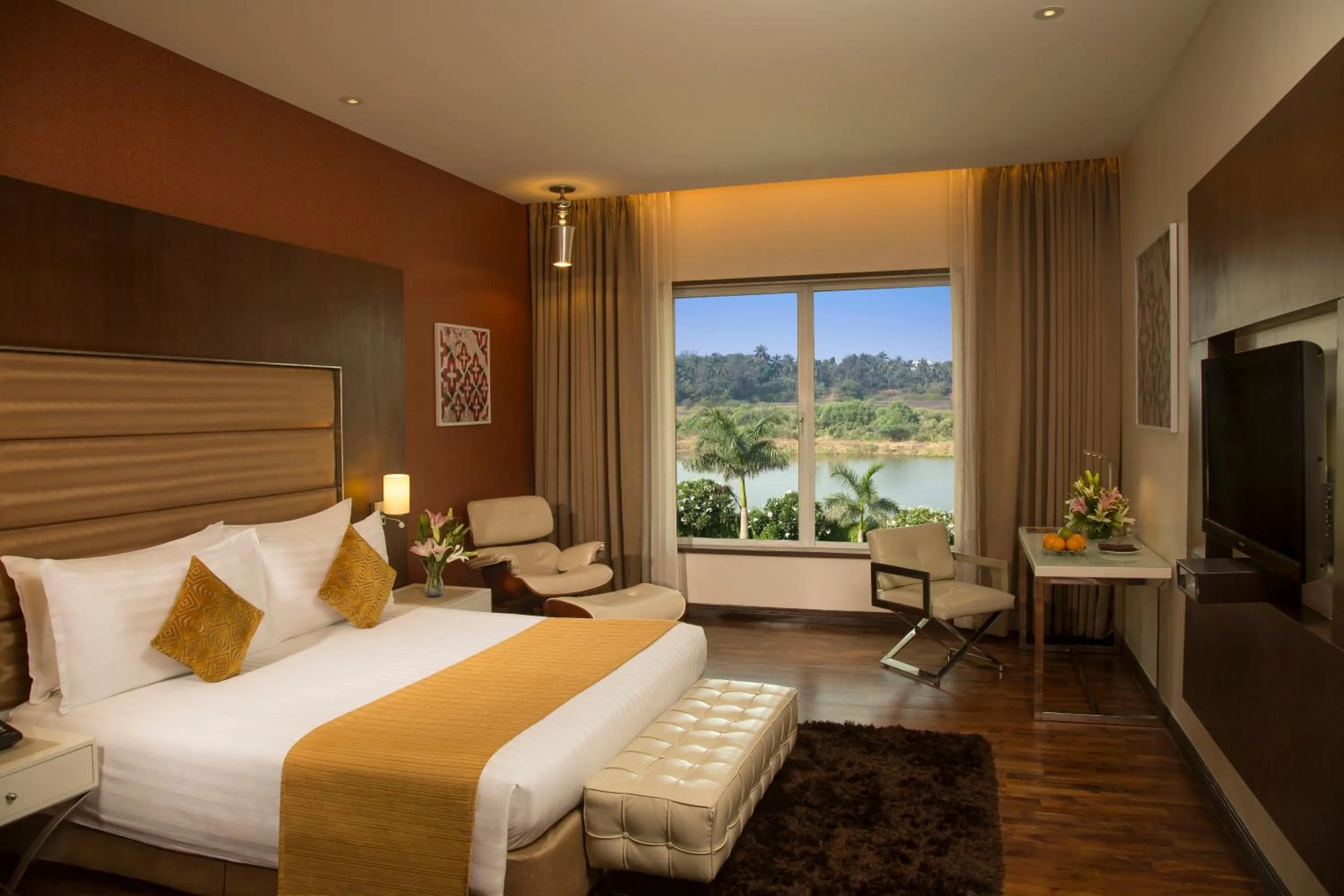 City view, Bed in The Deltin