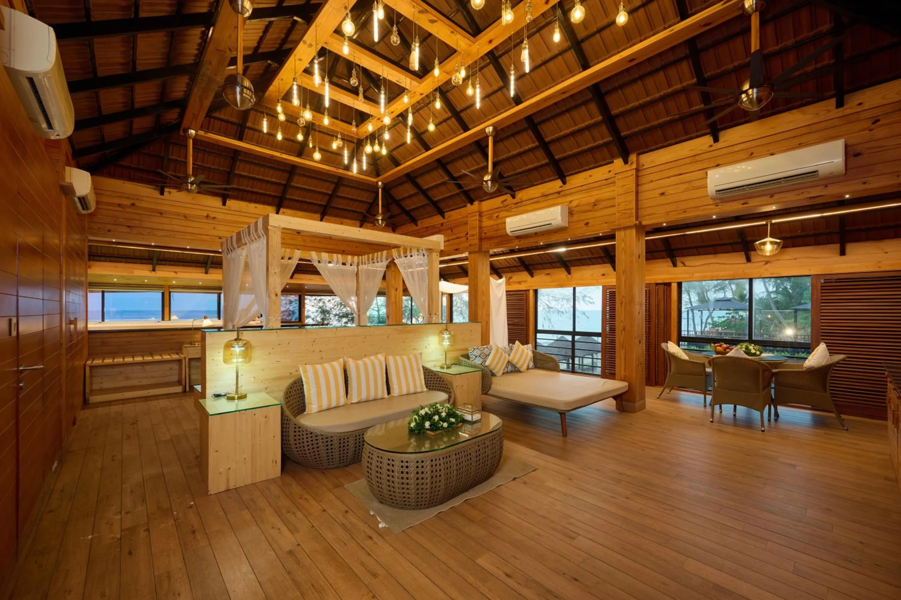 Maliekal Heritance Cherai Beach Cochin