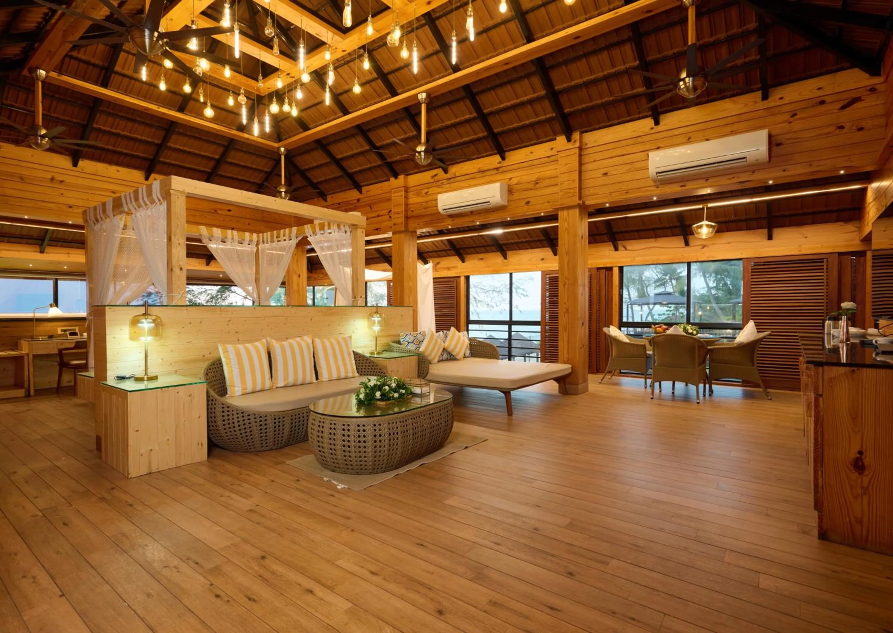 Maliekal Heritance Cherai Beach Cochin