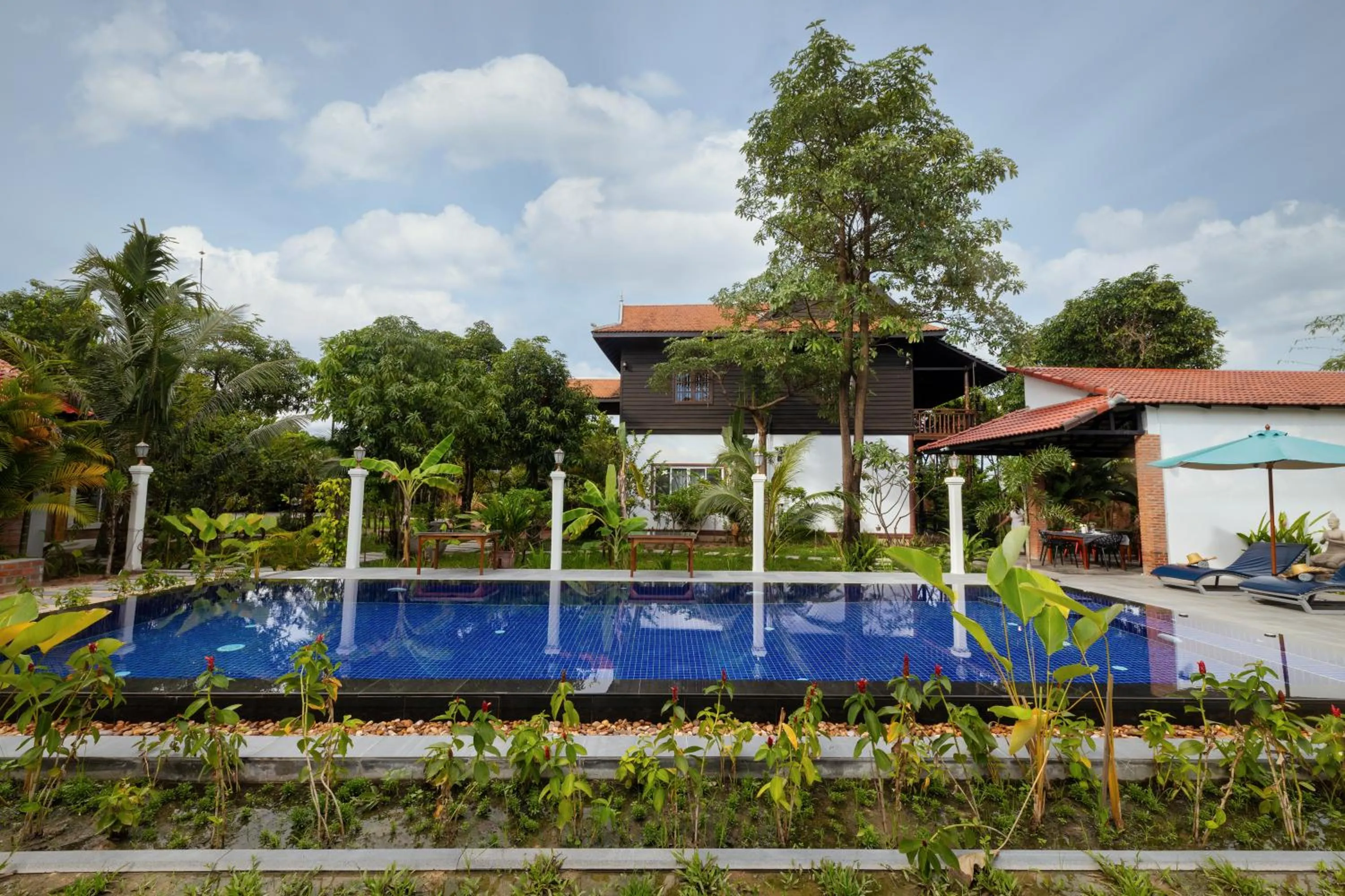 Pool view in Atoh's Maison