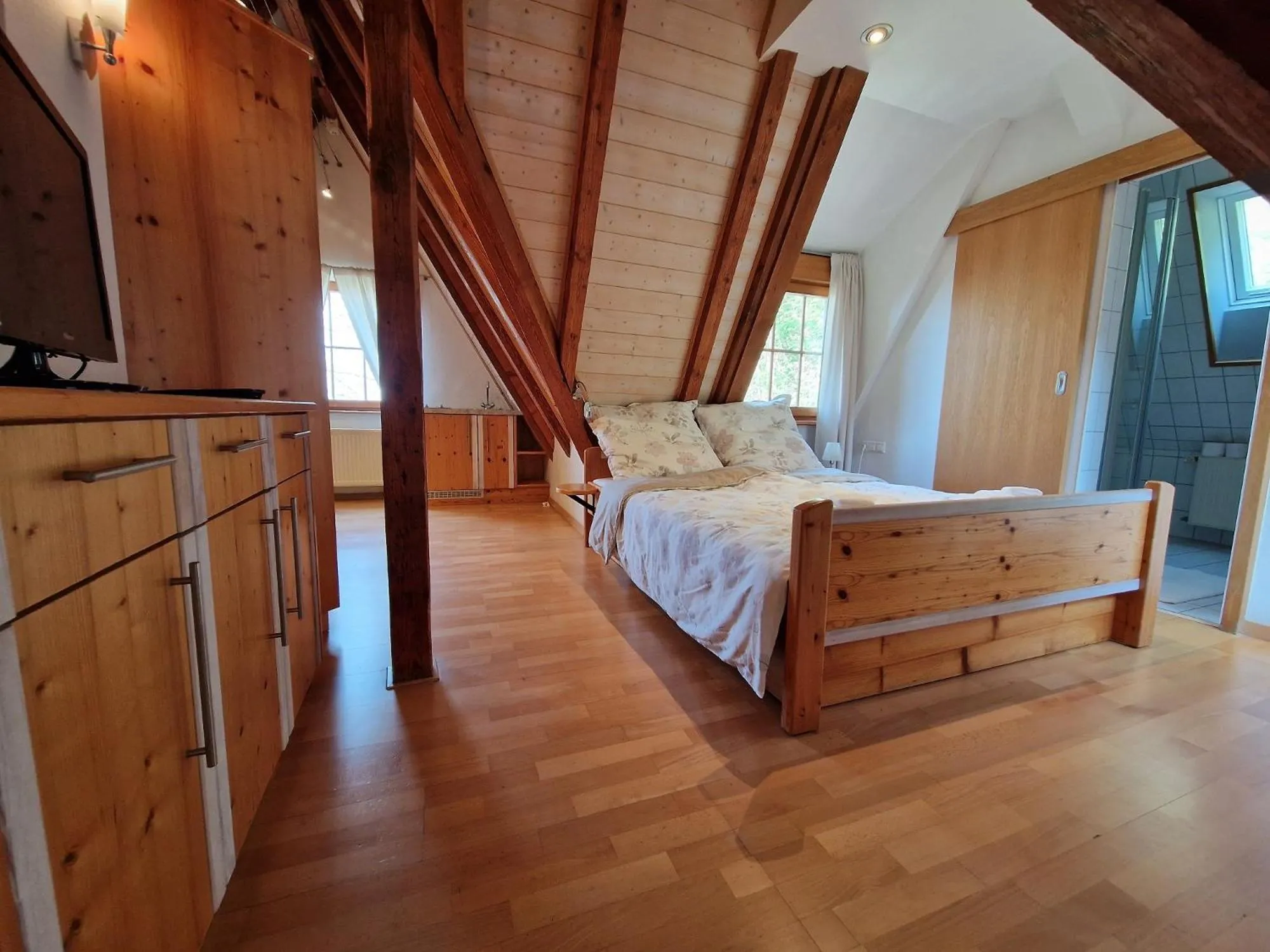 Photo of the whole room, Bed in Hotel Aurichs