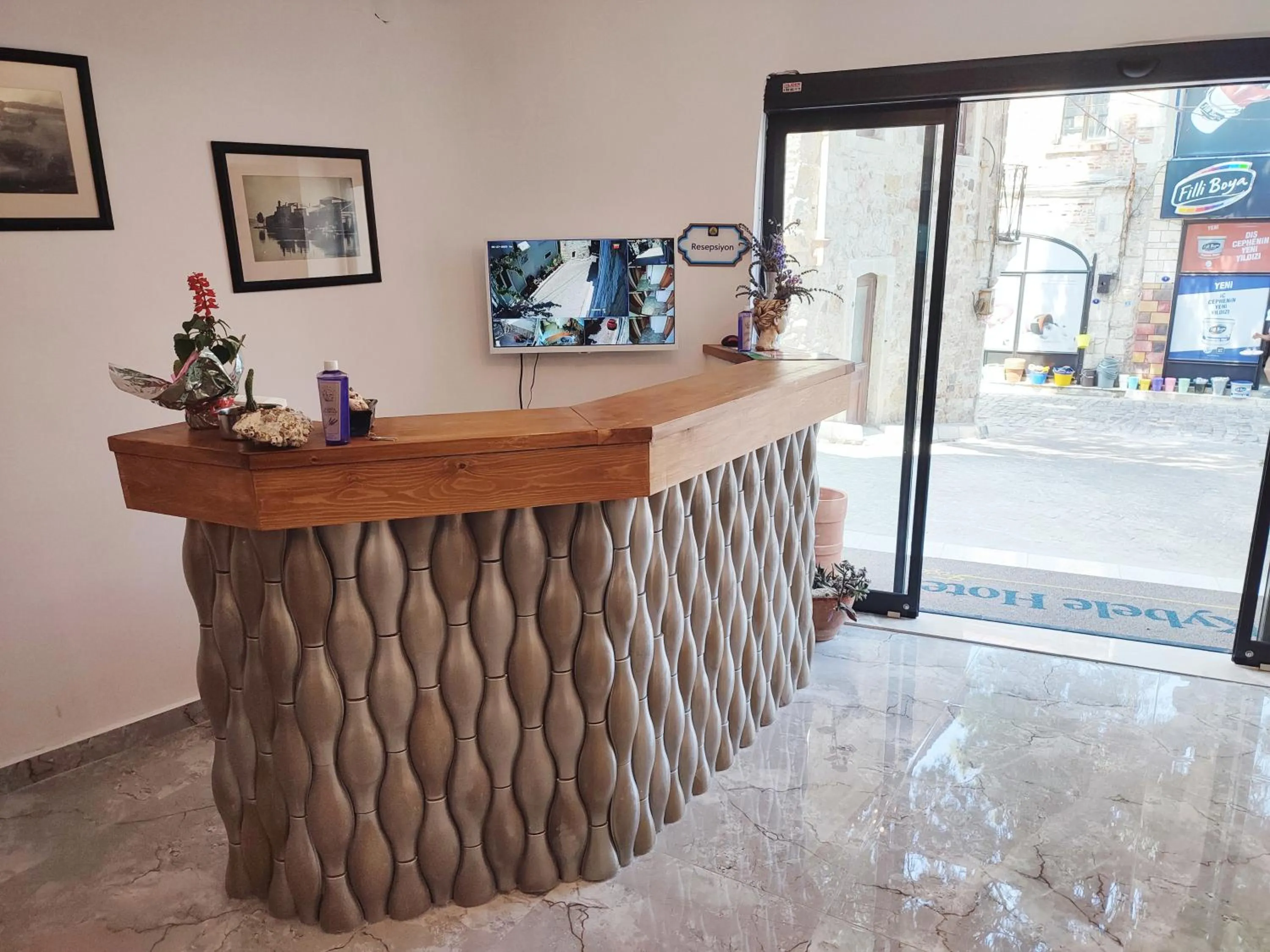 Lobby or reception in Foça Kybele