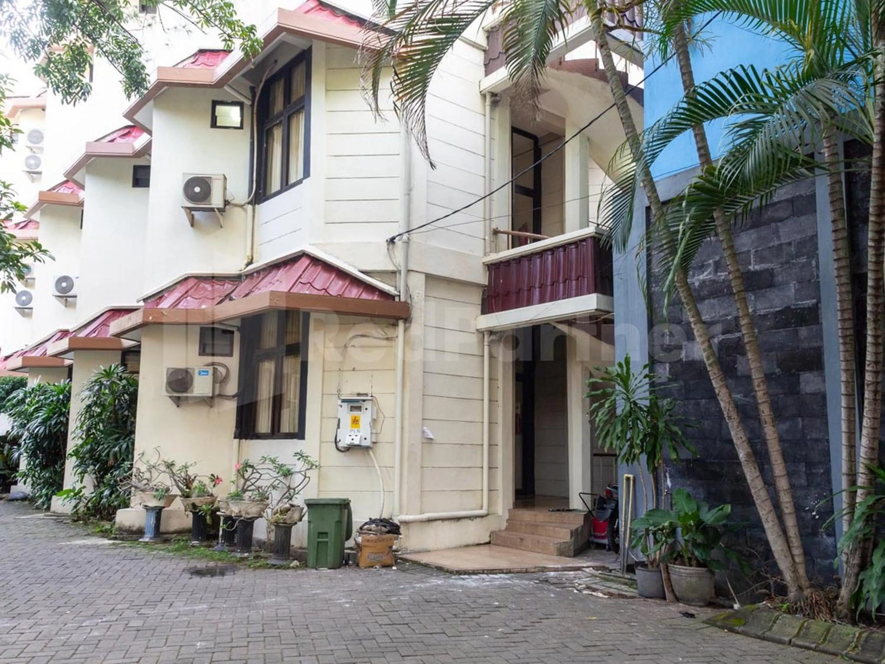 Property building in Graha Ara Homestay Syariah RSUD Dr Soetomo Surabaya Mitra RedDoorz
