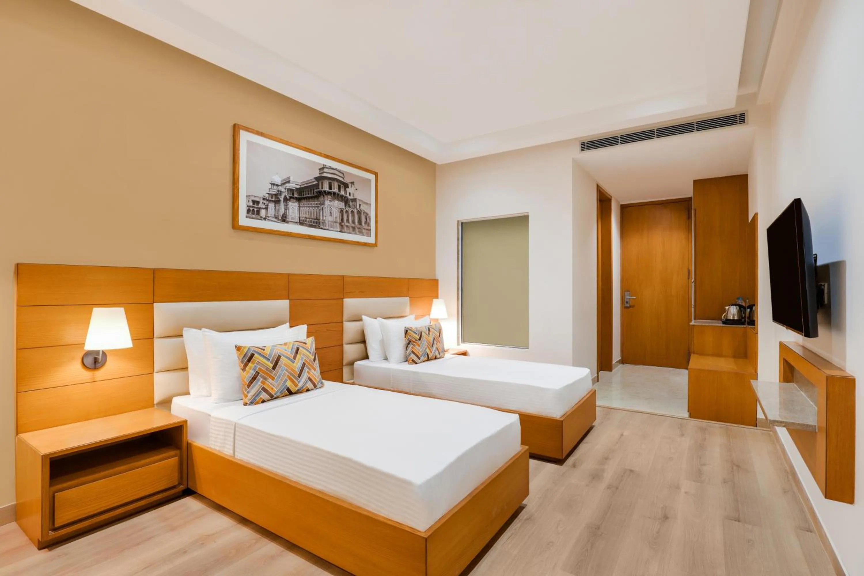 Bed in Lemon Tree Hotel Agra