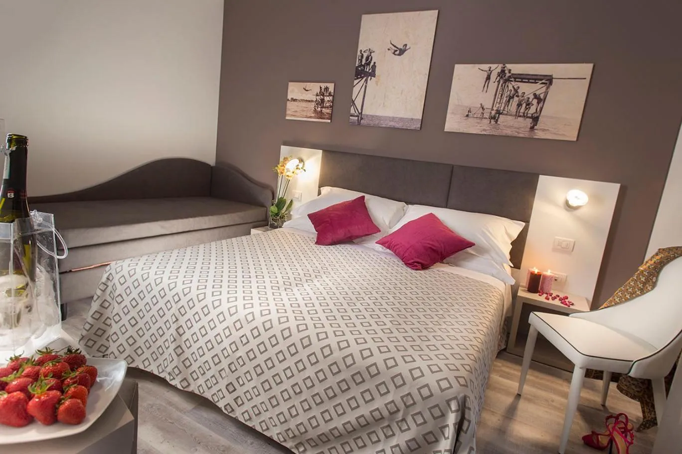 Bedroom, Bed in Hotel Marcus