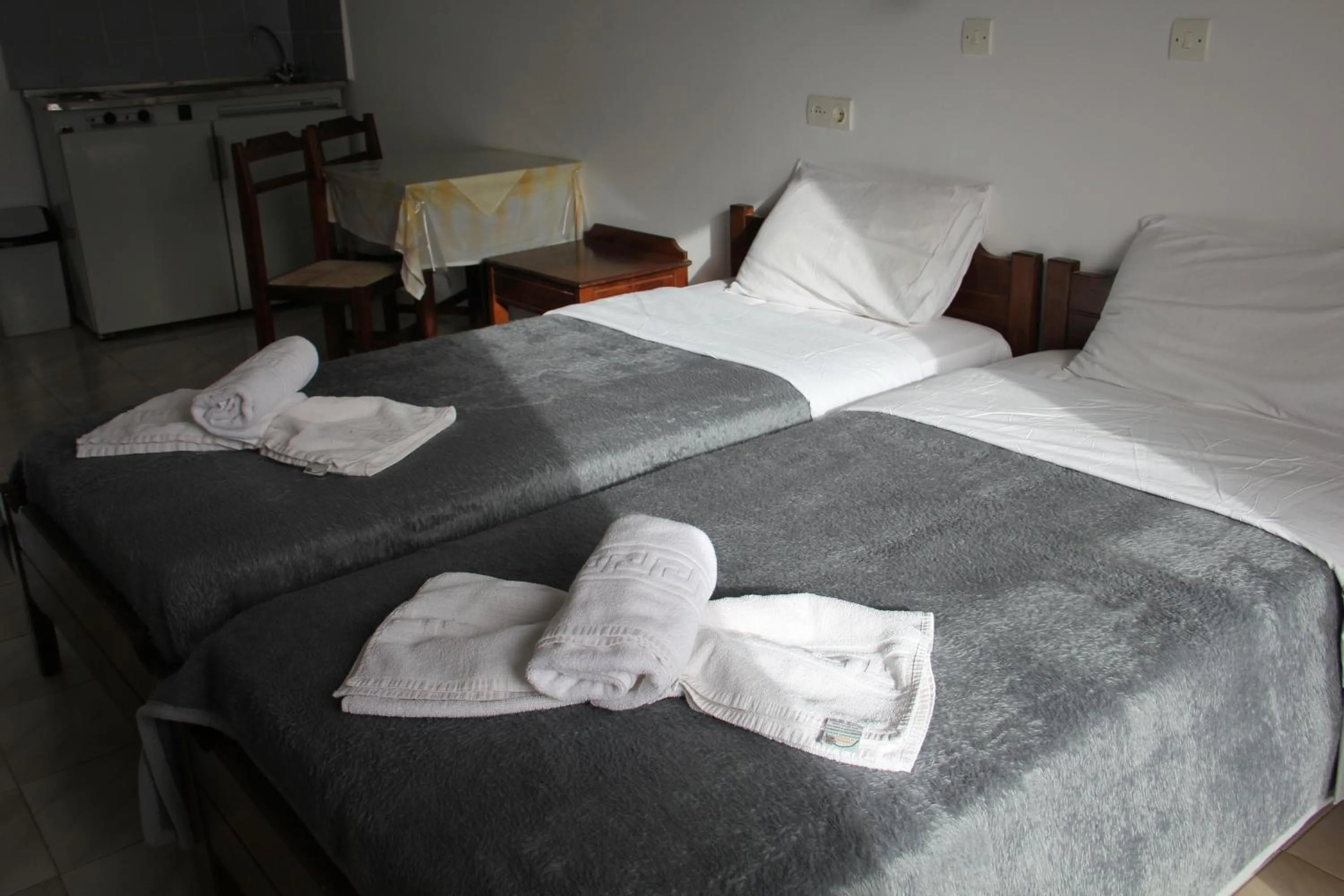 Photo of the whole room, Bed in Studios Stavris