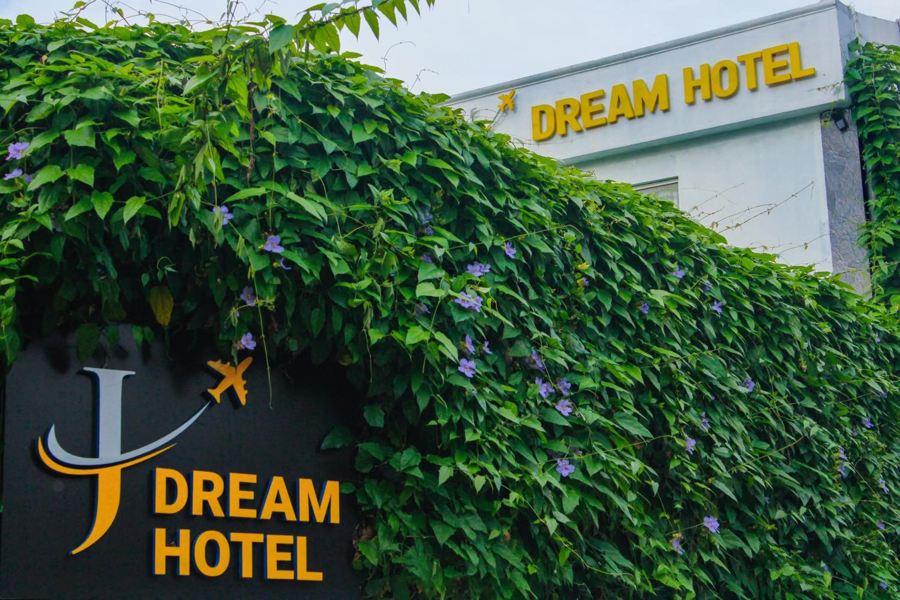 Property building in Airport J Dream Resort