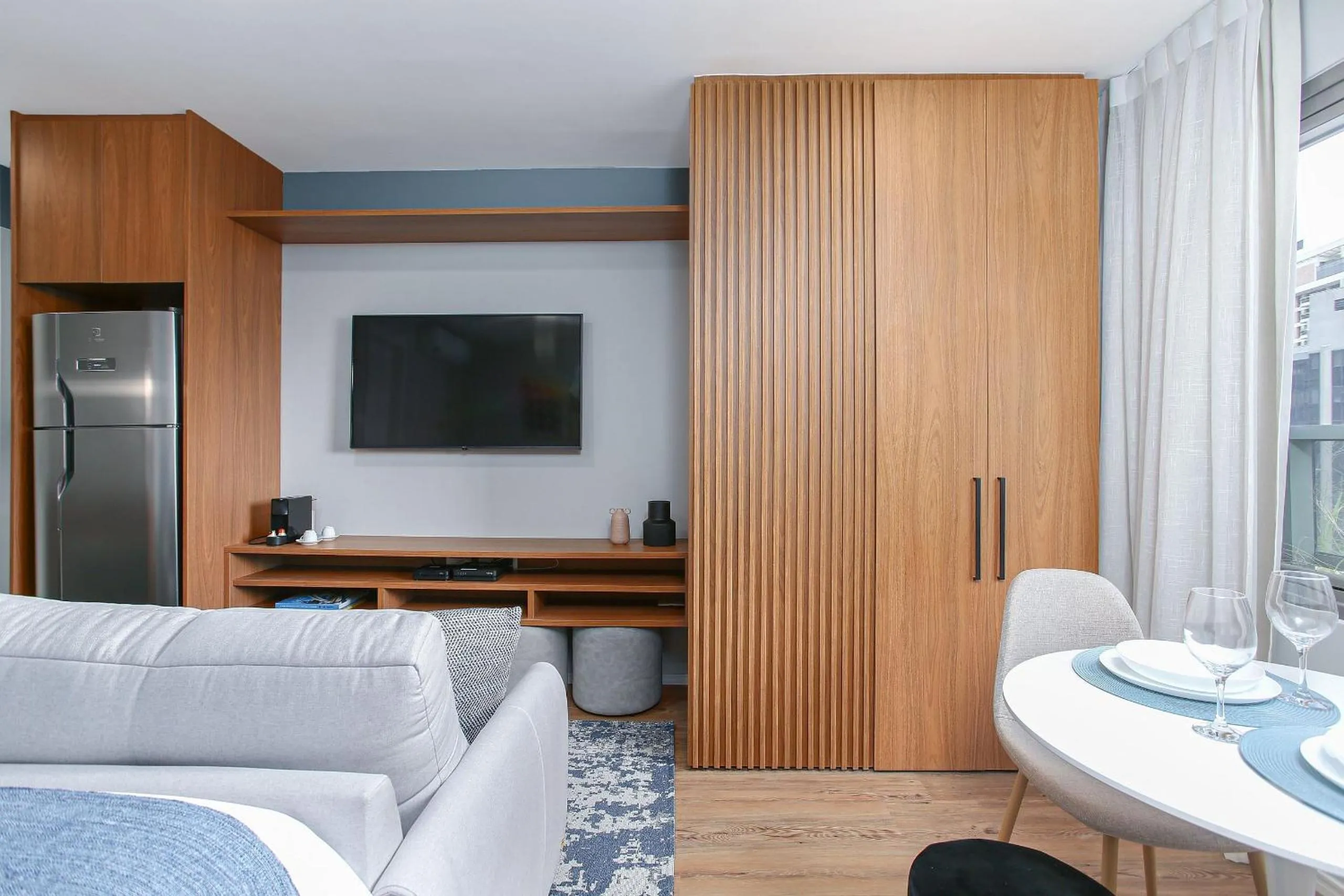 Living room in DSG Itaim by Conviva