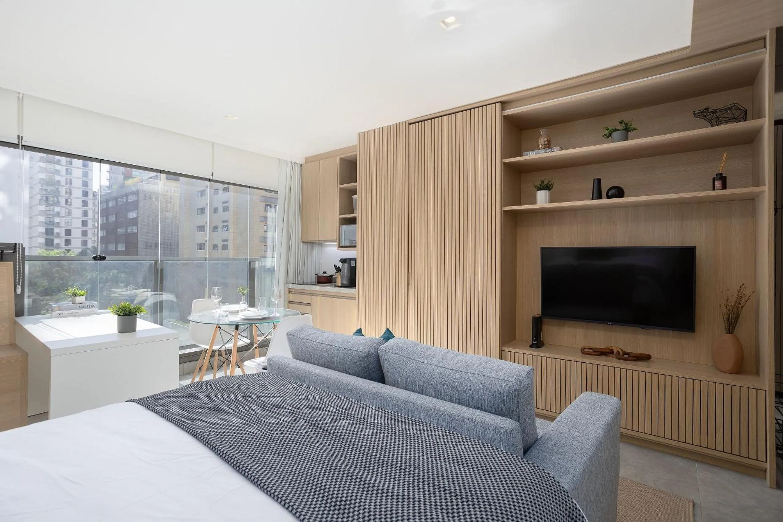 Bedroom, Bed in DSG Itaim by Conviva