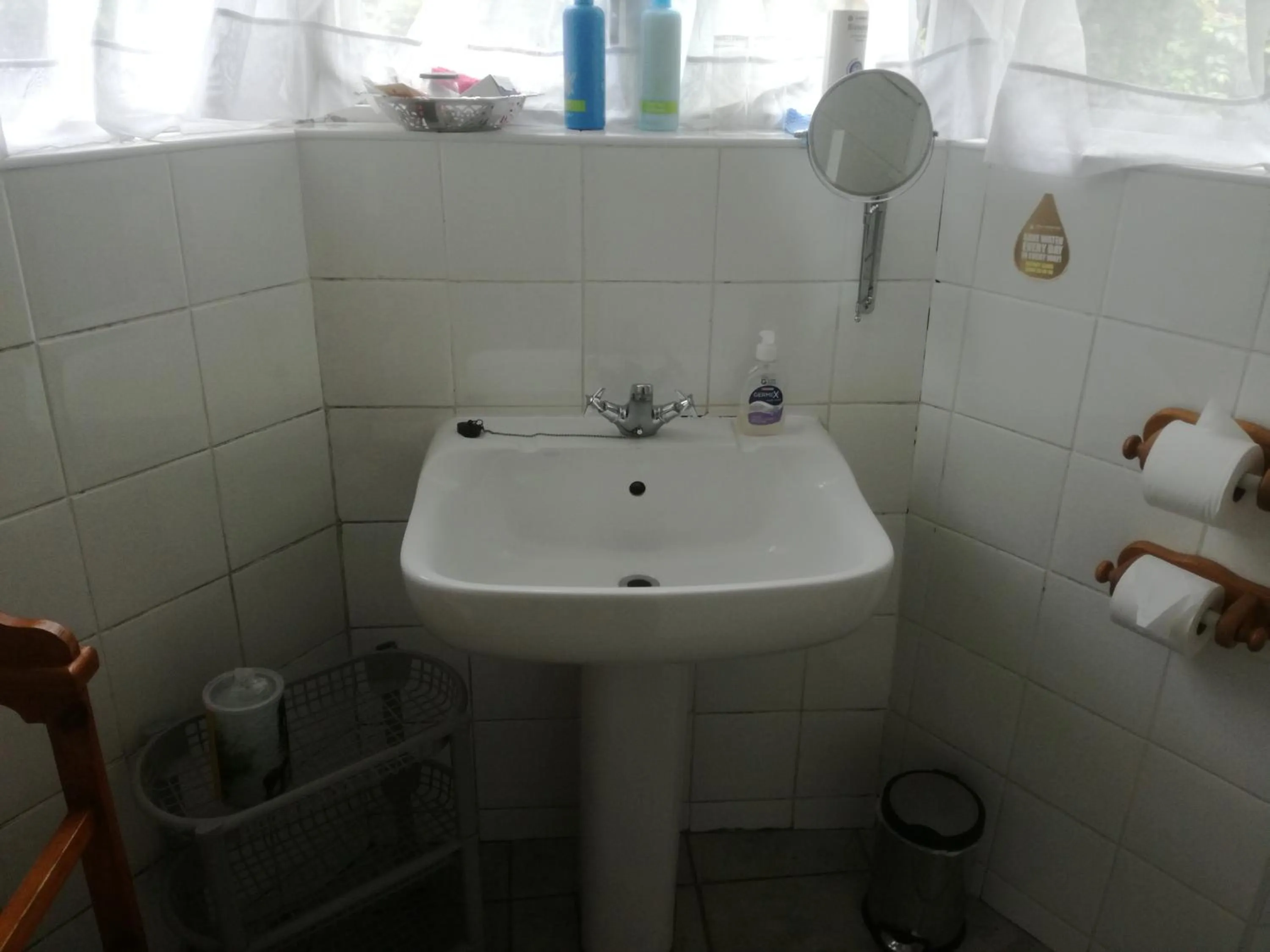 Bathroom in Valley Guest House