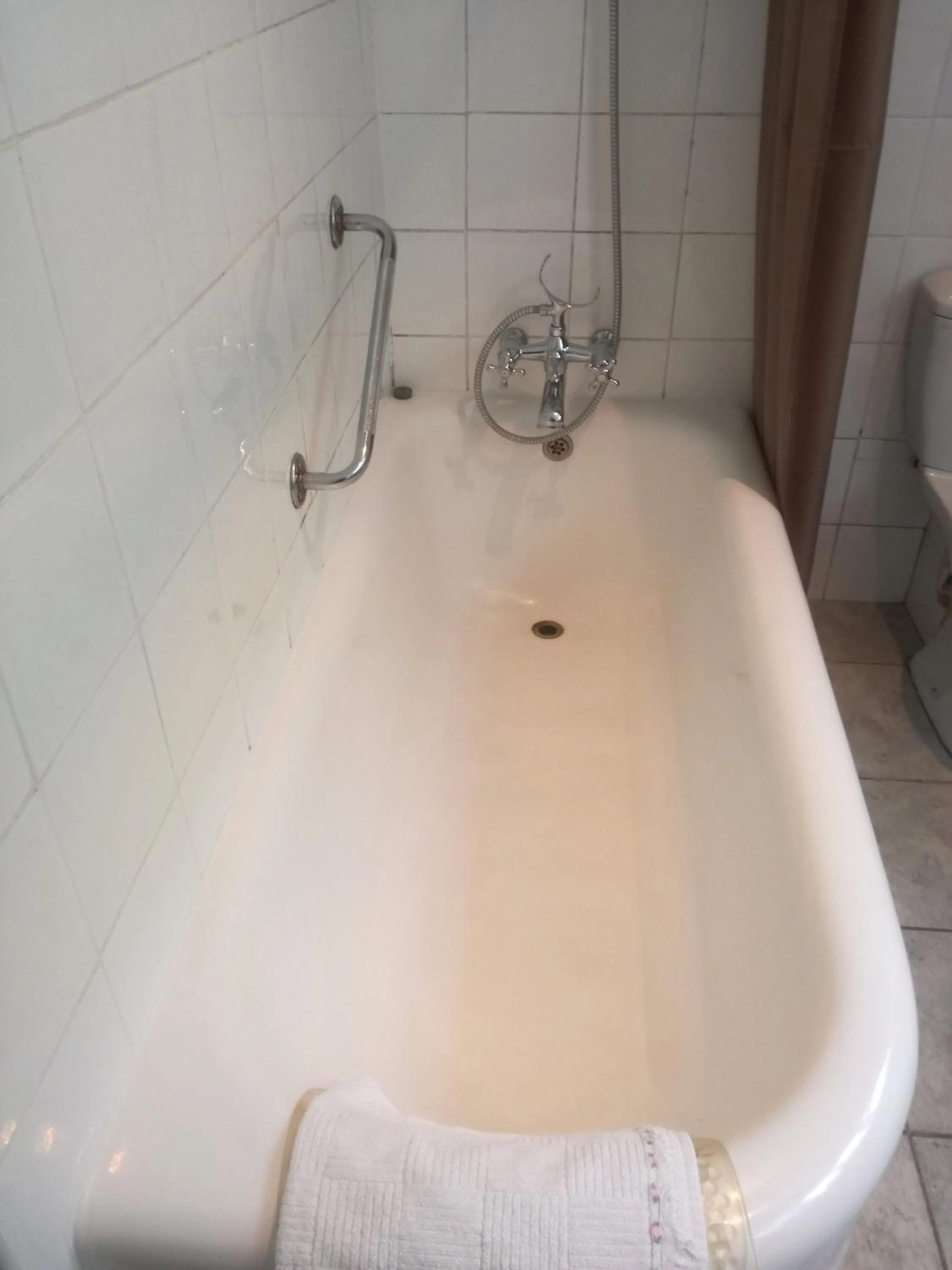 Bathroom in Valley Guest House